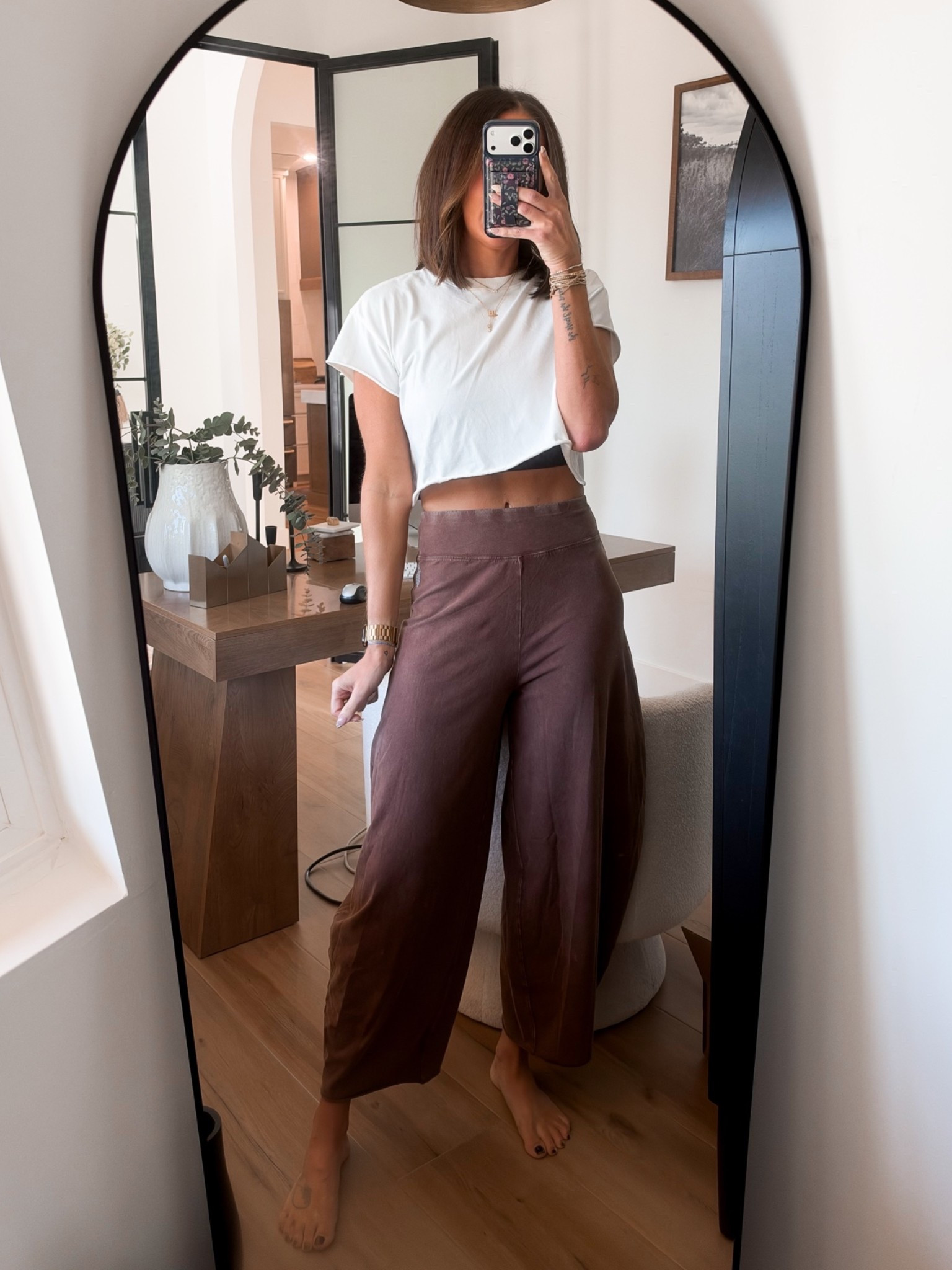 Today’s ootd!

Top-medium
Pants-XS (they run big, size down)