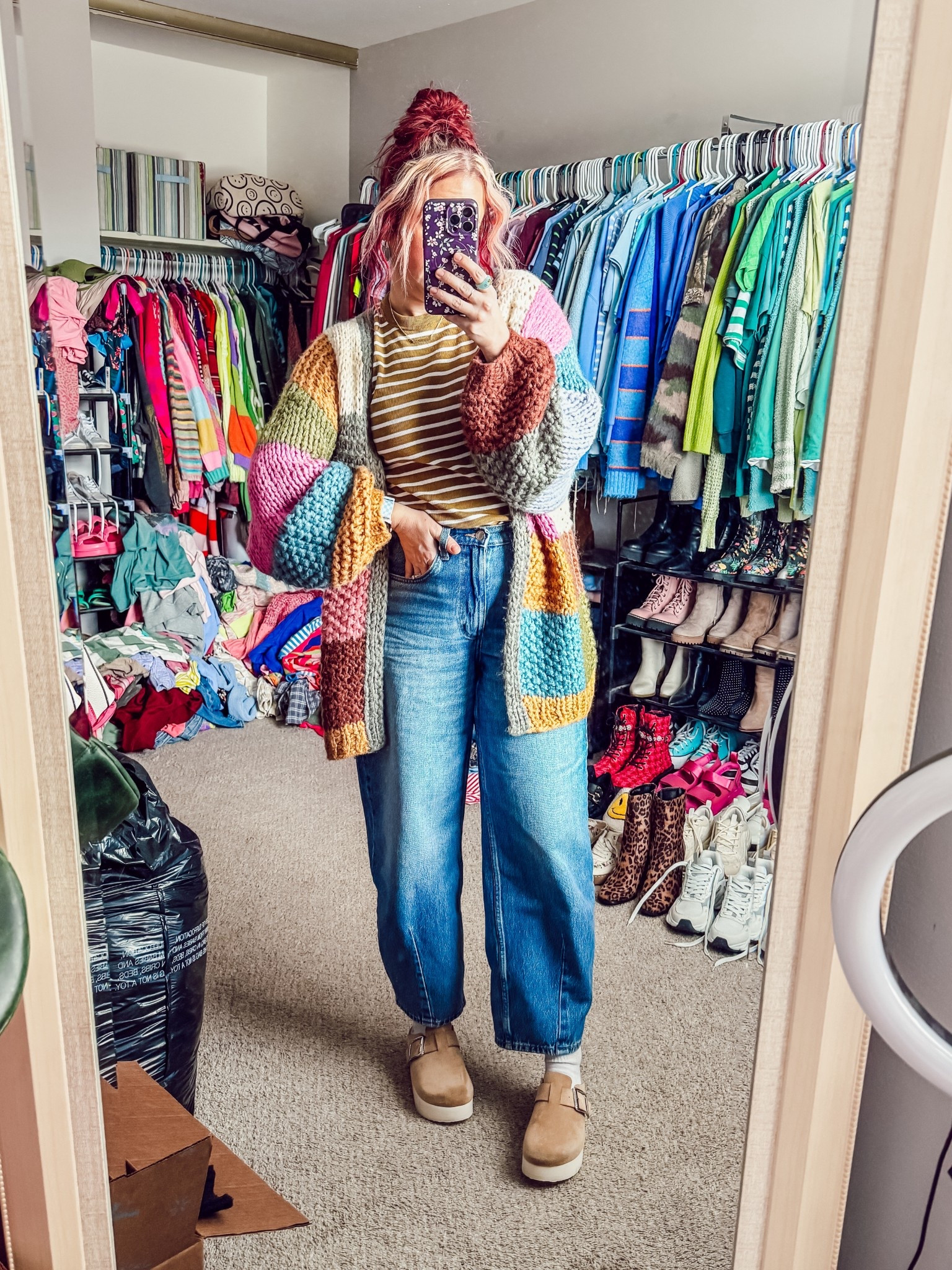 Today’s ootd 
Tee - medium - old navy 
Cardigan - small - magnolia 
Jeans - 8 - target 
Shoes - madden girl 
Earrings - Maurice’s 

#LTKSeasonal #LTKootd #LTKmomlife