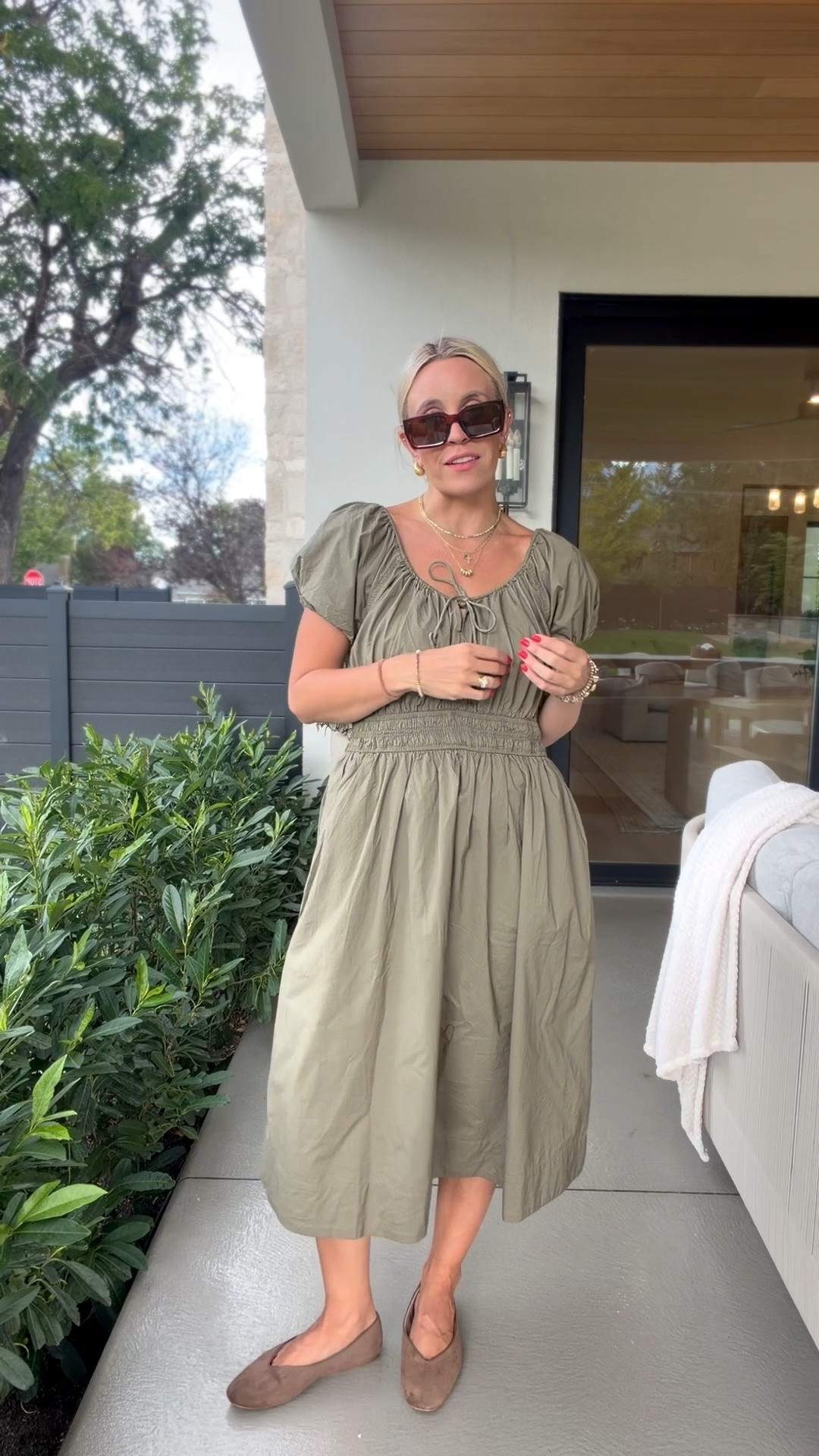 This dress looks like doen but it’s Walmart!

#LTKgrwm #LTKmomlife #LTKootd