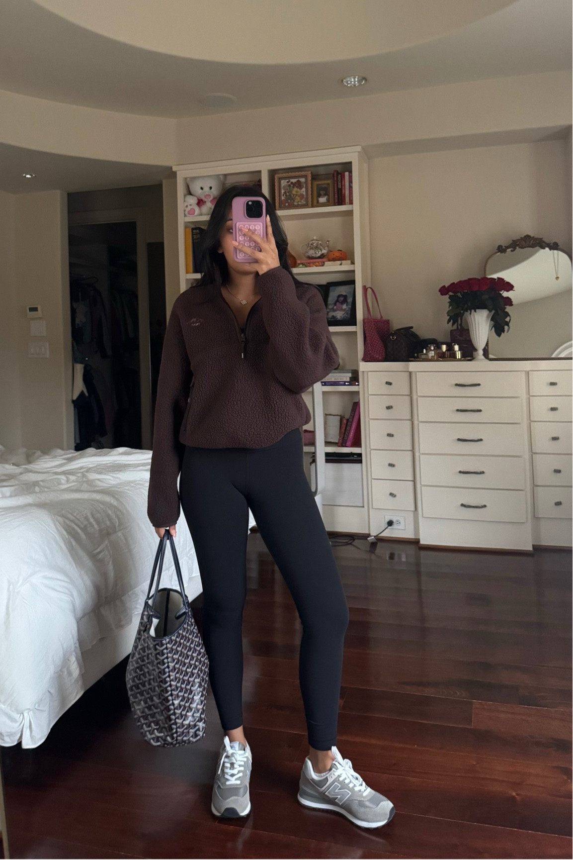 Comfy outfit idea. TNA fleece jacket on sale. #outfit #fit #OOTD #comfyoutfits #outfitinspo #outfitideas #outfitinspiration

#LTKActive #LTKSaleAlert #LTKStyleTip