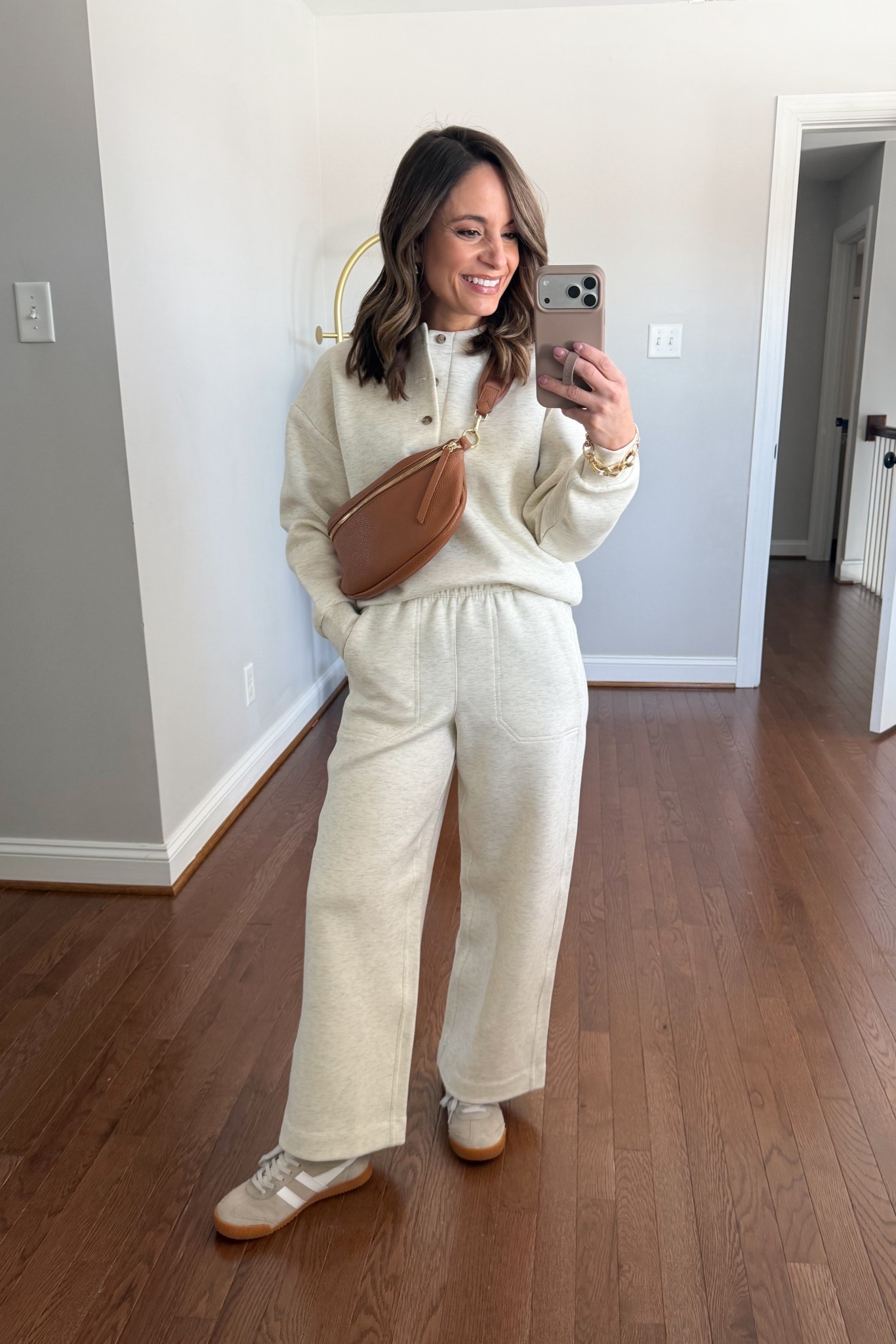 Petite-friendly travel outfit ideas! 

Pants (BRF): xxs - 28” inseam 
Sweatshirt (BRF): xxs 
Sneakers (Gola): tts 

My measurements for reference: I’m 4’10” and 105lbs. My bust, waist, and hip measurement is 32”, 24”, and 36”.


#LTKPetite #LTKTravel