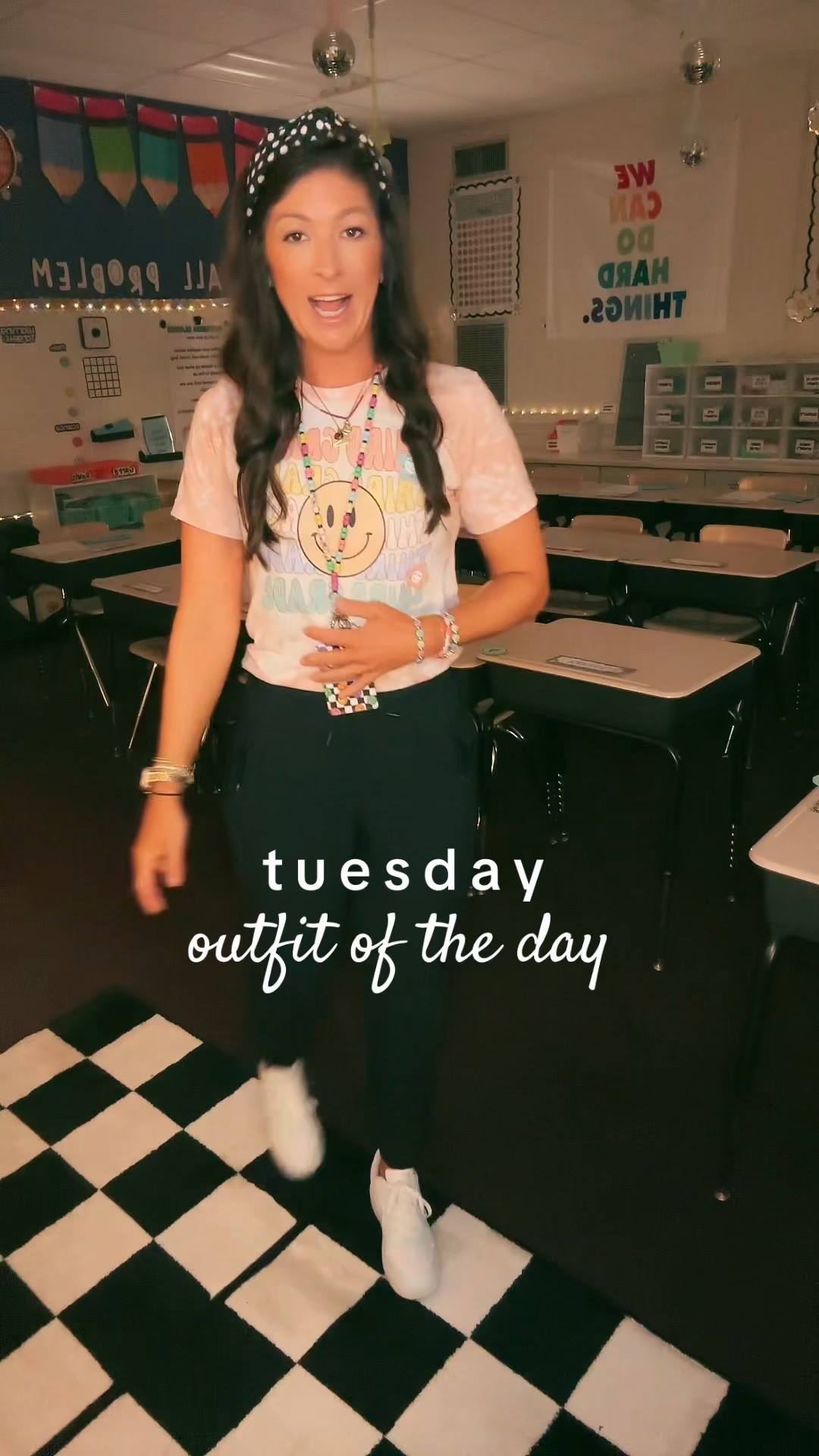 Teacher ootd 💕

#LTKFindsUnder50 #LTKStyleTip #LTKShoeCrush
