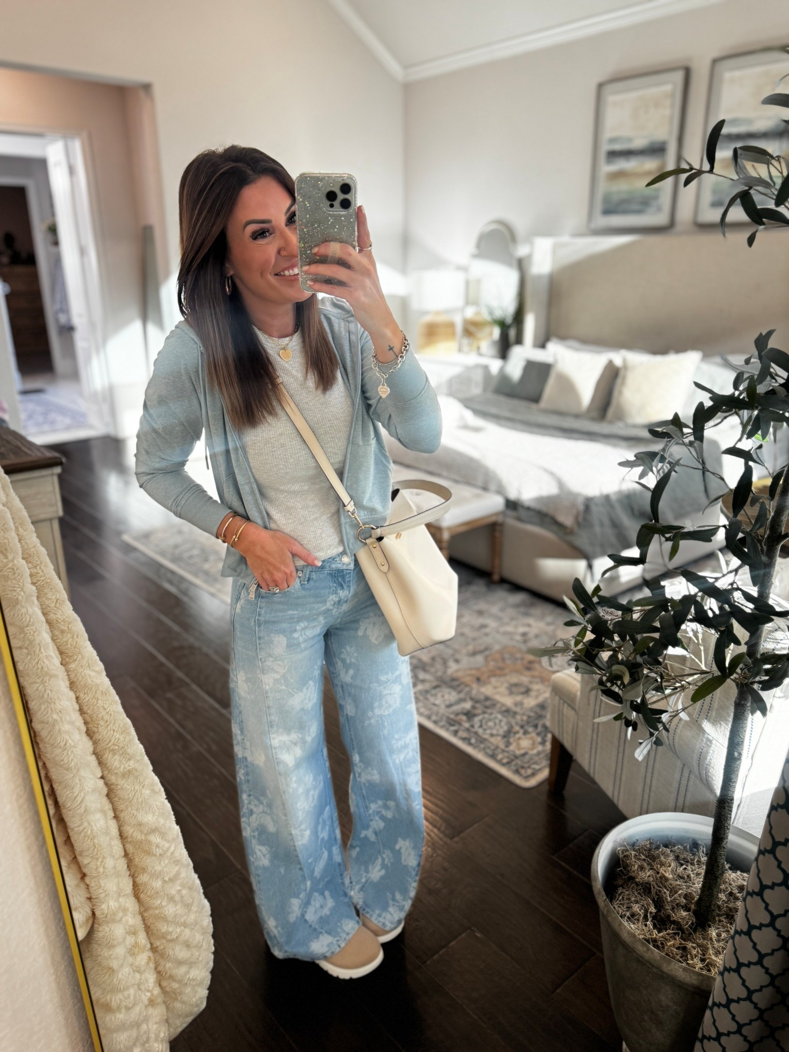 Loving these Walmart pants I’m wearing an 0 in them and an XS in the zip up! I did a small in this American Eagle tee. I’m 5”6 for reference XS/S, 0/2, 140lbs, 32D. 

#LTKootd #LTKSaleAlert #LTKFindsUnder50