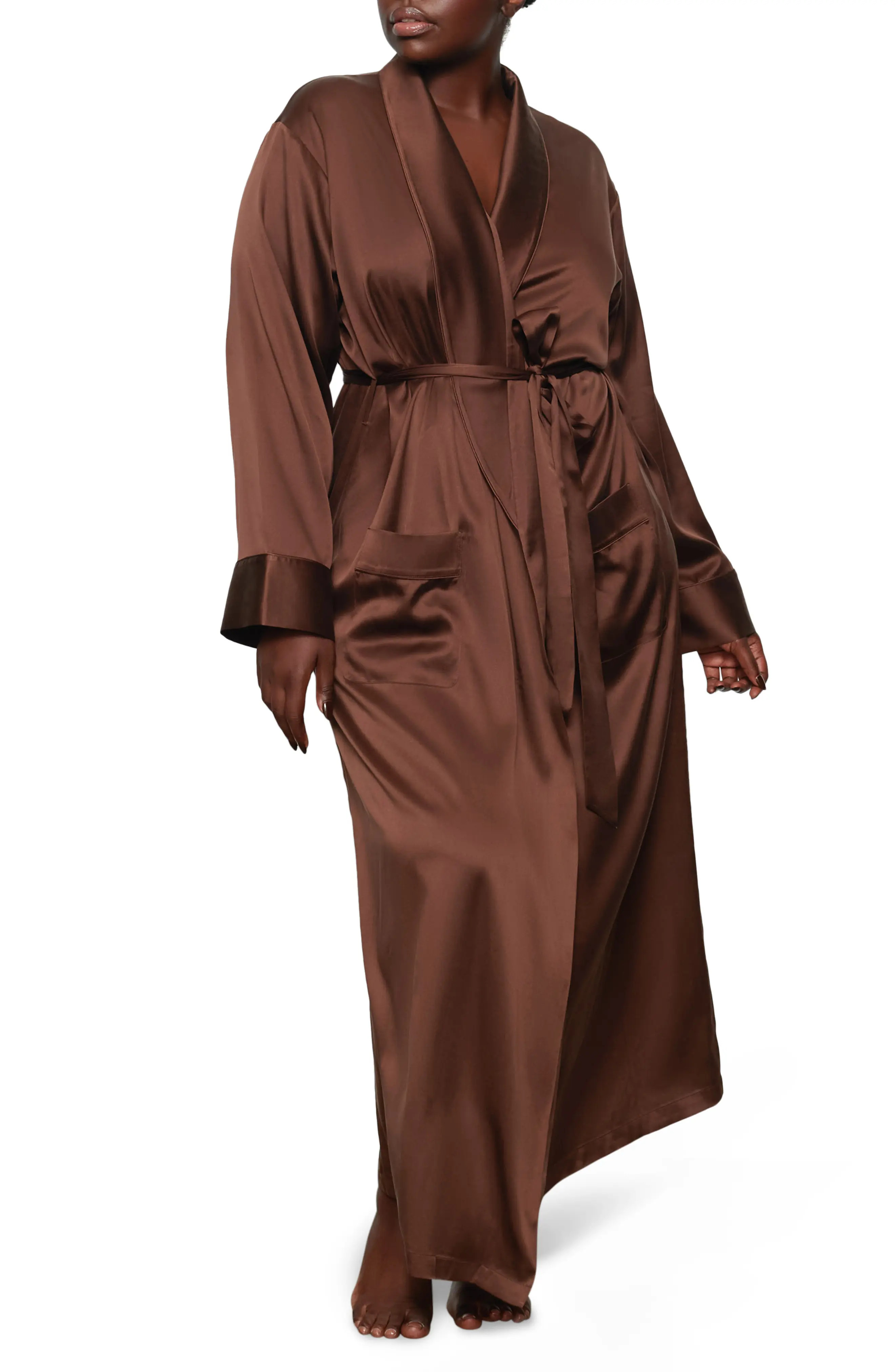 SKIMS Long Stretch Silk Robe, Size Medium in Cocoa at Nordstrom | Nordstrom