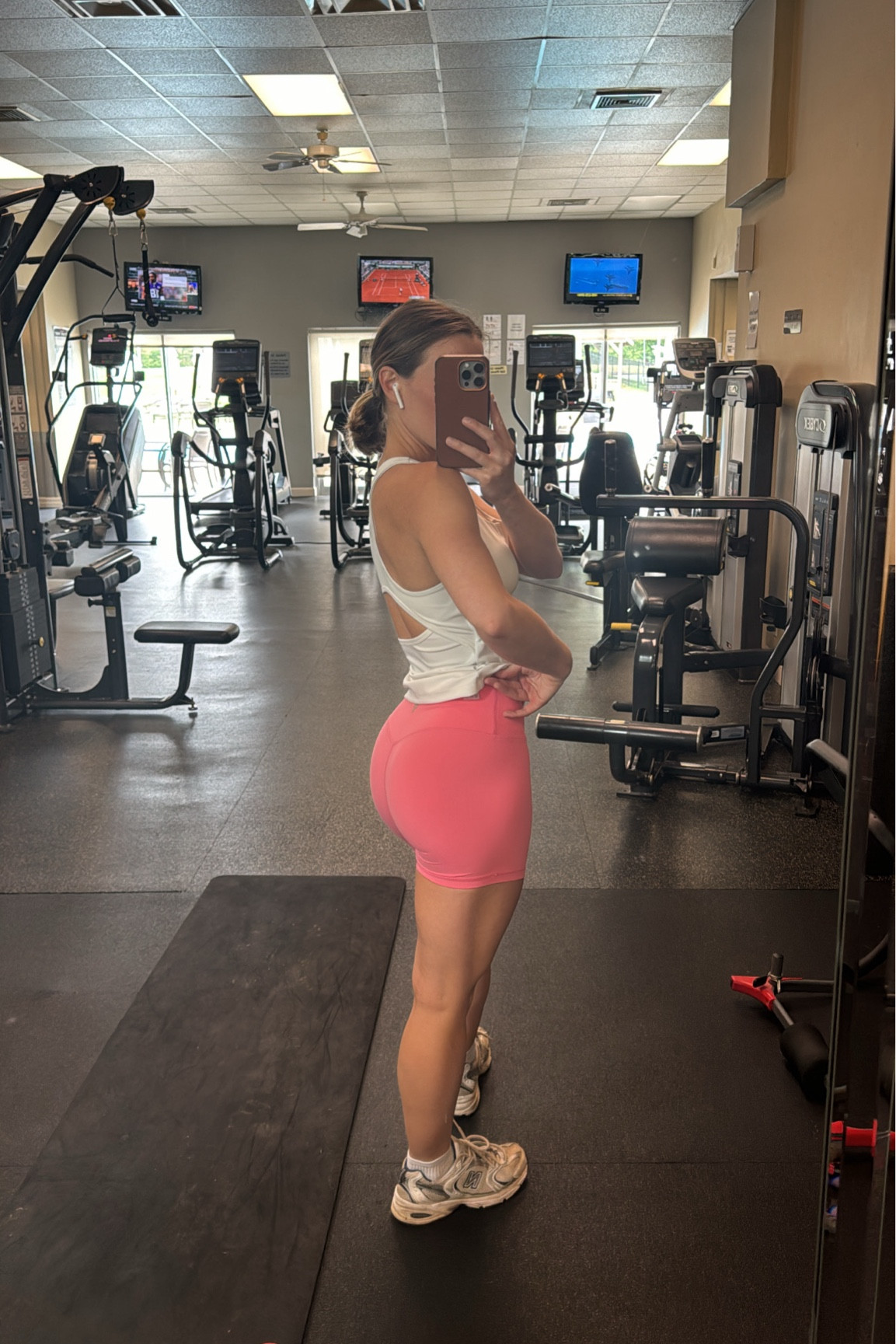 Gym fit 💕

#LTKFitness #LTKFindsUnder100 #LTKFindsUnder50