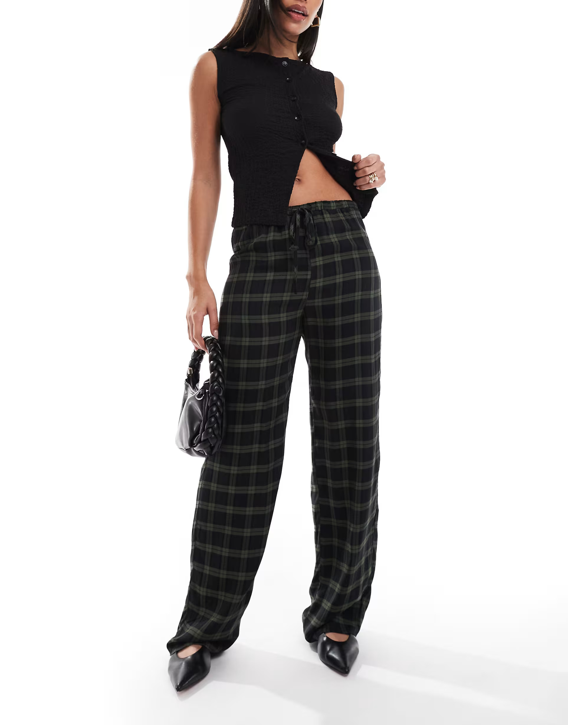 Pull&Bear wide leg tartan check trousers in navy and green | ASOS (Global)