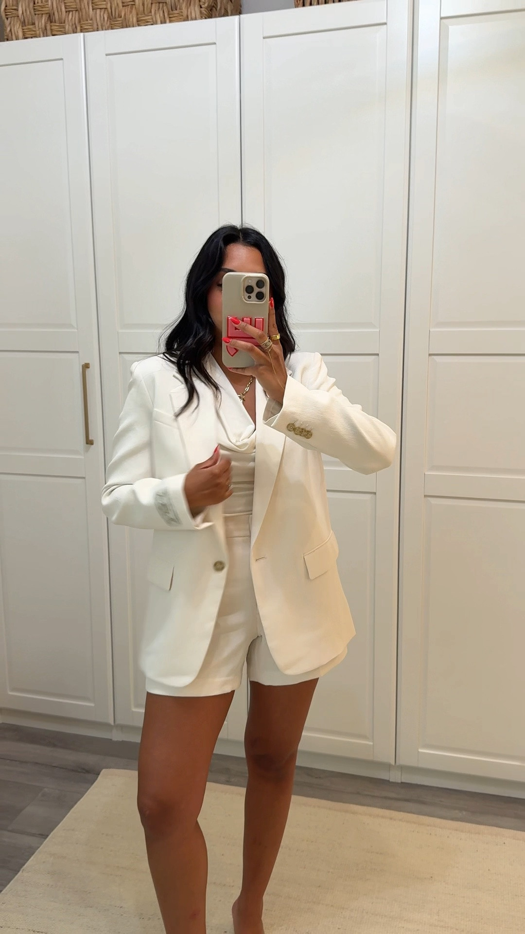 Fav blazer!! 

Size 4;)