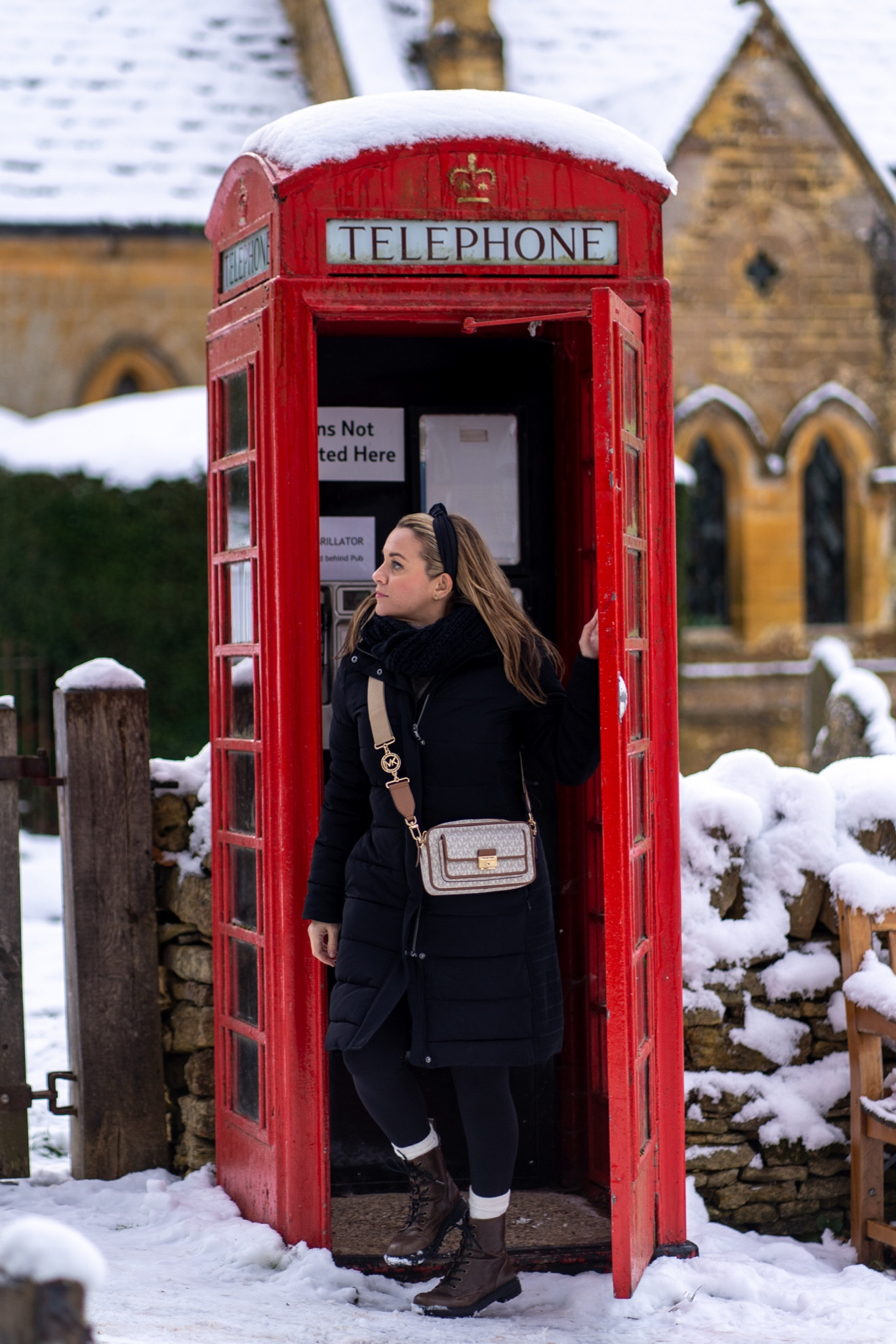 My FAVORITE purse is BACK at Michael Kors. AND it’s about 70% off right now (Jan 5) 🤯

Did I just buy 4 because I can’t bring myself to wear any other purse so I might as well get it in every color? Shhhhhhhh. 



#LTKSaleAlert #LTKTravel #LTKStyleTip