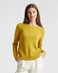 Mongolian Spring Cashmere Crewneck Sweater in Spicy Mustard | Quince