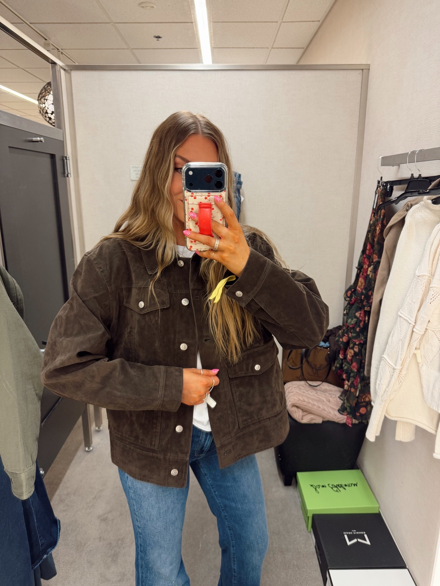 Perfect brown suede jacket for fall! Wearing a small
