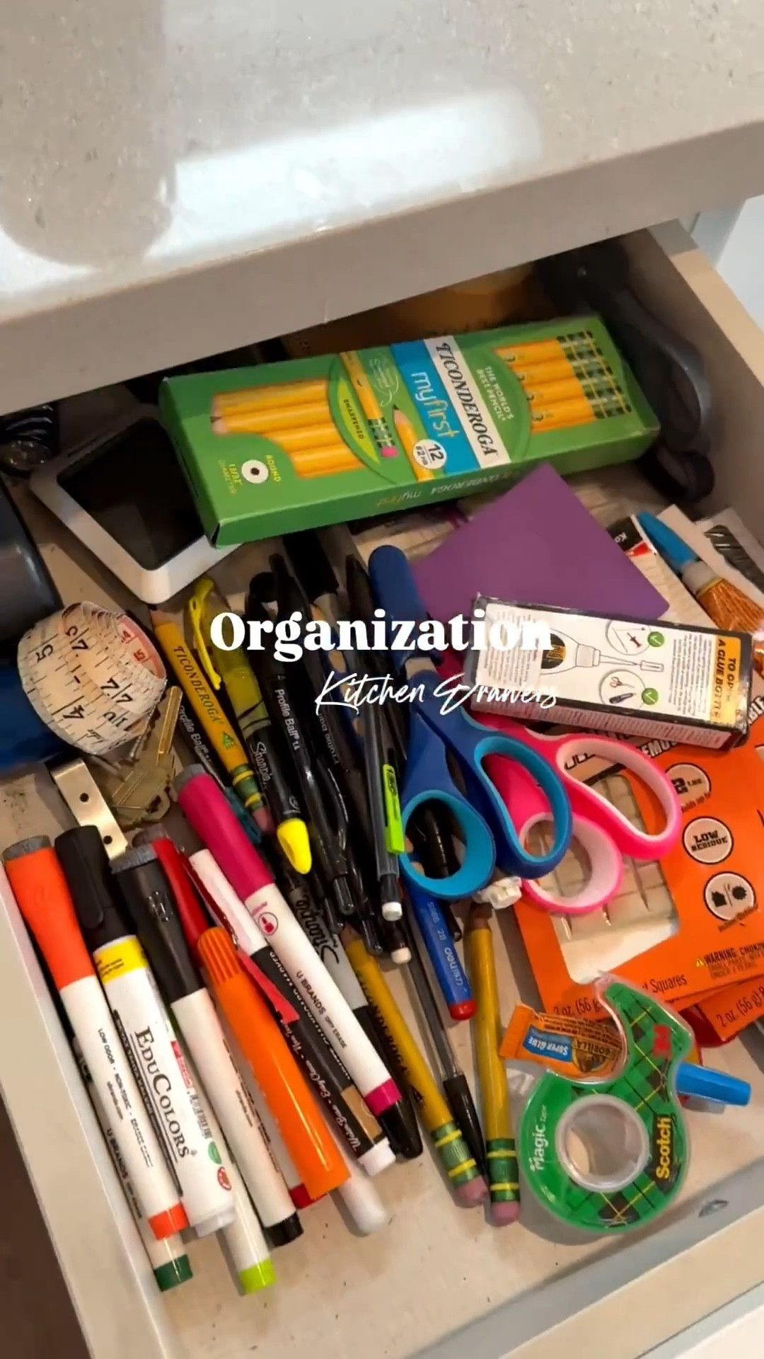 Why is this so darn satisfying?! No drawer or cabinet in my house is safe right now 😂 The New Year has me wanting to organize and declutter everything! 

Drawer organization, drawer organizer, office drawer, kitchen drawers, miscellaneous drawer, home organization, school supplies drawer, office supplies, declutter, organize, plastic drawer organizer, Amazon home

#LTKHome #LTKvlog #LTKFindsUnder50