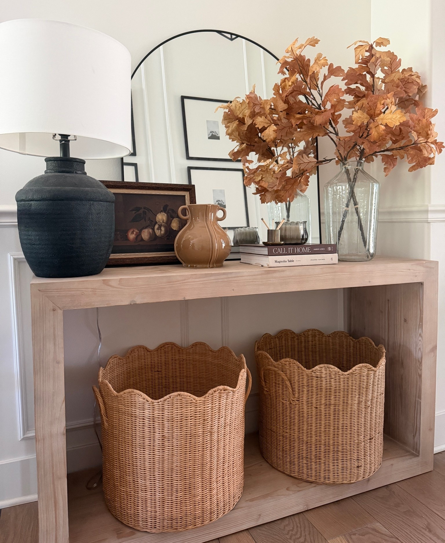 Don’t overthink your fall decor 🍂 Keep it simple with pieces that last all season — no need to swap things out again until December. This look will easily carry you through November.

Here’s to an easy transition into fall ✨

#FallDecor #SimpleDecor #FallHome #HomeDecorIdeas #CozyHome #FallStyling #HomeInspo #DecorTips #FallVibes #SeasonalDecor #EasyDecorating #HomeDecorTrends

#LTKSeasonal #LTKHome