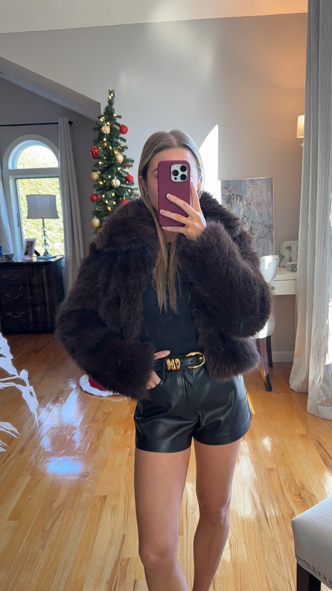 wearing a xxs in coat and xs in shorts! 

#LTKootd #LTKU #LTKHoliday