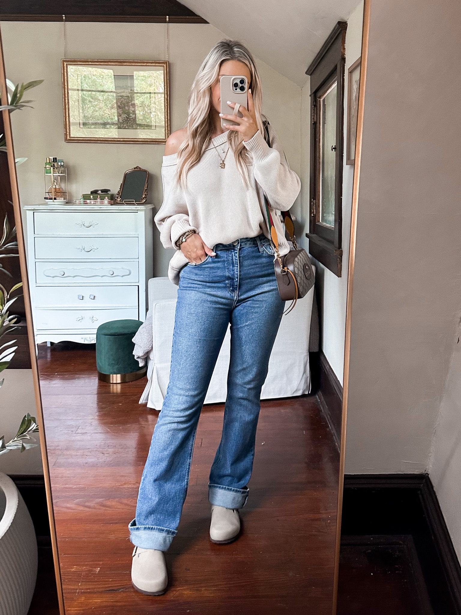 Straight leg denim jeans, has some stretch 
Amazon find Birkenstock dupes
