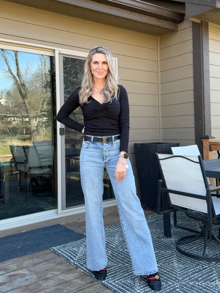 Family night out to see Dixie’s Tupperware Party! Loving these trouser jeans! These are sold out but I am linking a few with this post! 

#LTKfindsunder100 #LTKstyletip #LTKSeasonal