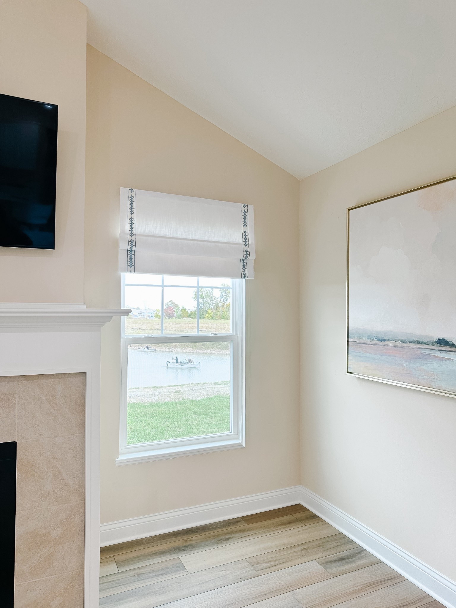 Tomorrow the sun sets at 7:32 PM, and it won’t set before 7 PM again until November 1.  Cheers to longer evenings, open Roman shades, and a peaceful lake view outside the window. 🌅 #vbradleyinteriors #lakehousedesign #fishermanlife #springforward

#LTKHome