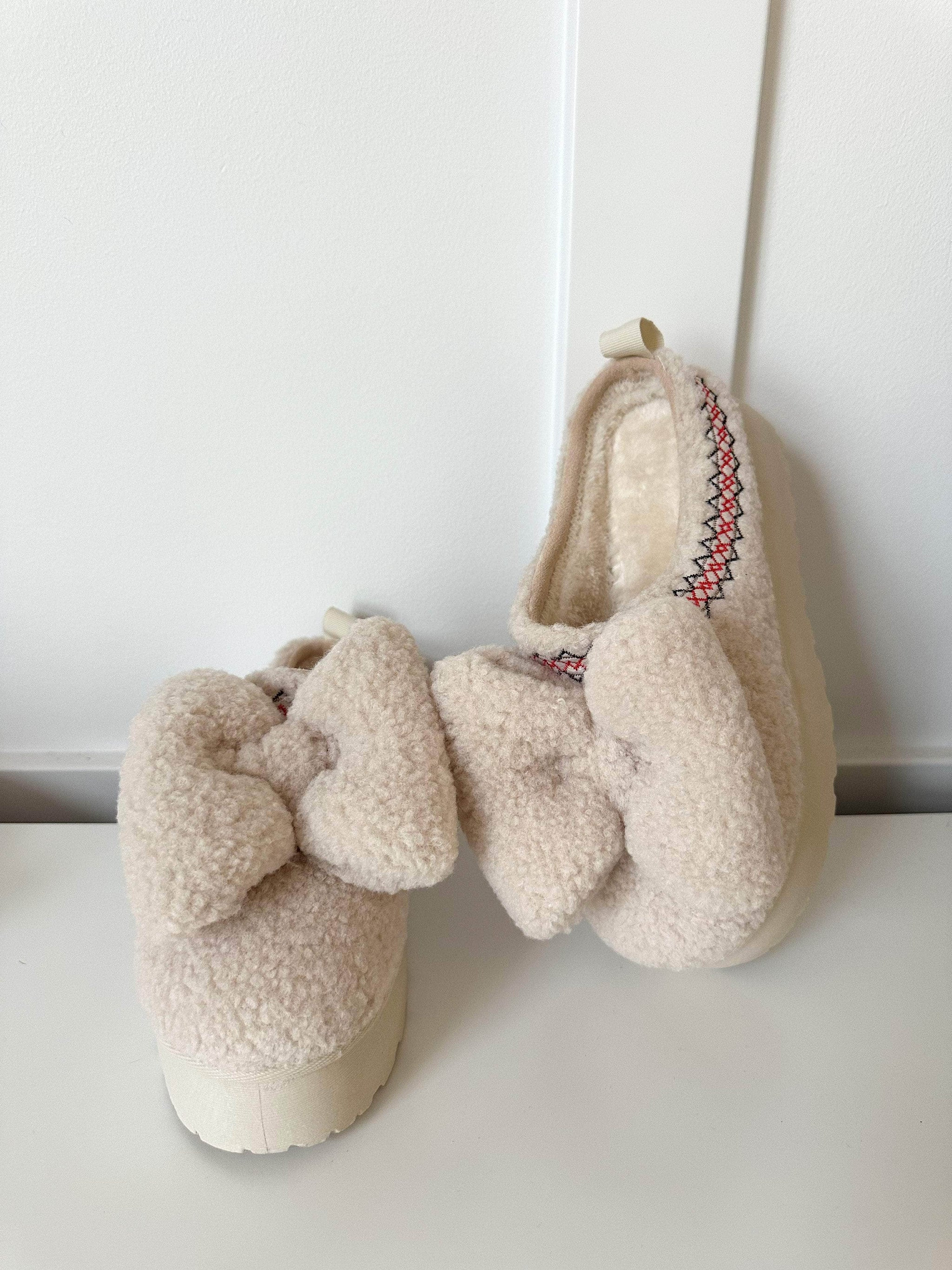 Sherpa Bow Platform Mule | Lane 201 Boutique