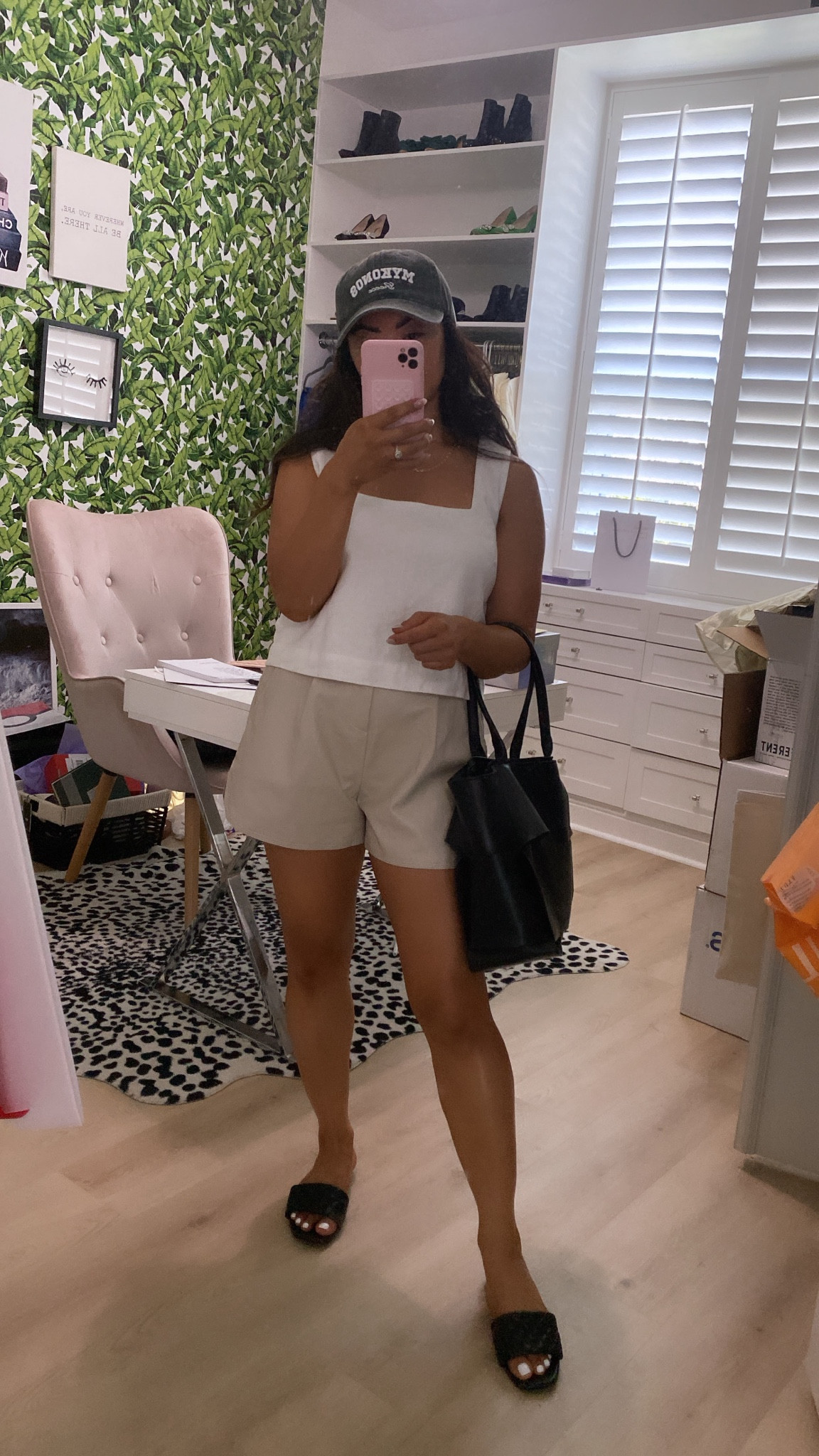 Little weekend OOTD 

Wearing a small in the linen top 

#LTKStyleTip #LTKOver40