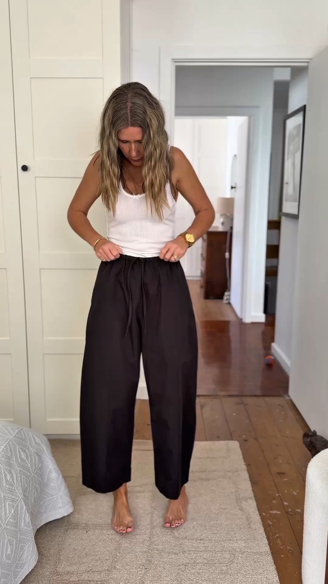 Basic but never boring 💛

The yellow text overlay - is it really a trend? Well looks like I am just now catching up so here you go - yellow text overlay 😉 but can we just have a moment for this fit? The basic but never boring outfit formula - black pants, white tee, blazer and loafers - works a treat every time ✨

Wearing an 8 in the pants, small in the tank, medium in the tee and 8 in blazer. Shoes TTS x

#LTKFashionMonth #LTKaustralia #LTKspring