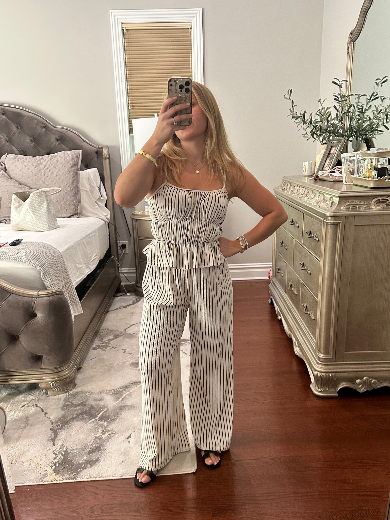 #ootd matching set 

#LTKSaleAlert #LTKFindsUnder100 #LTKxVICI