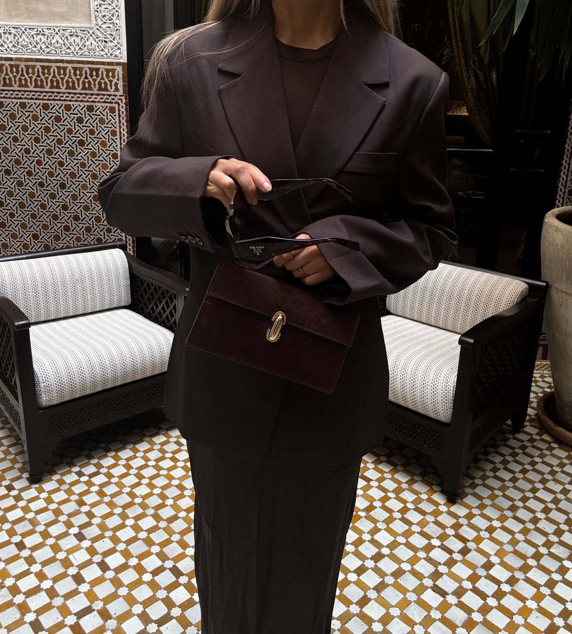 Timeless chocolate blazer and dress 

#LTKuk #LTKstyletip #LTKtravel