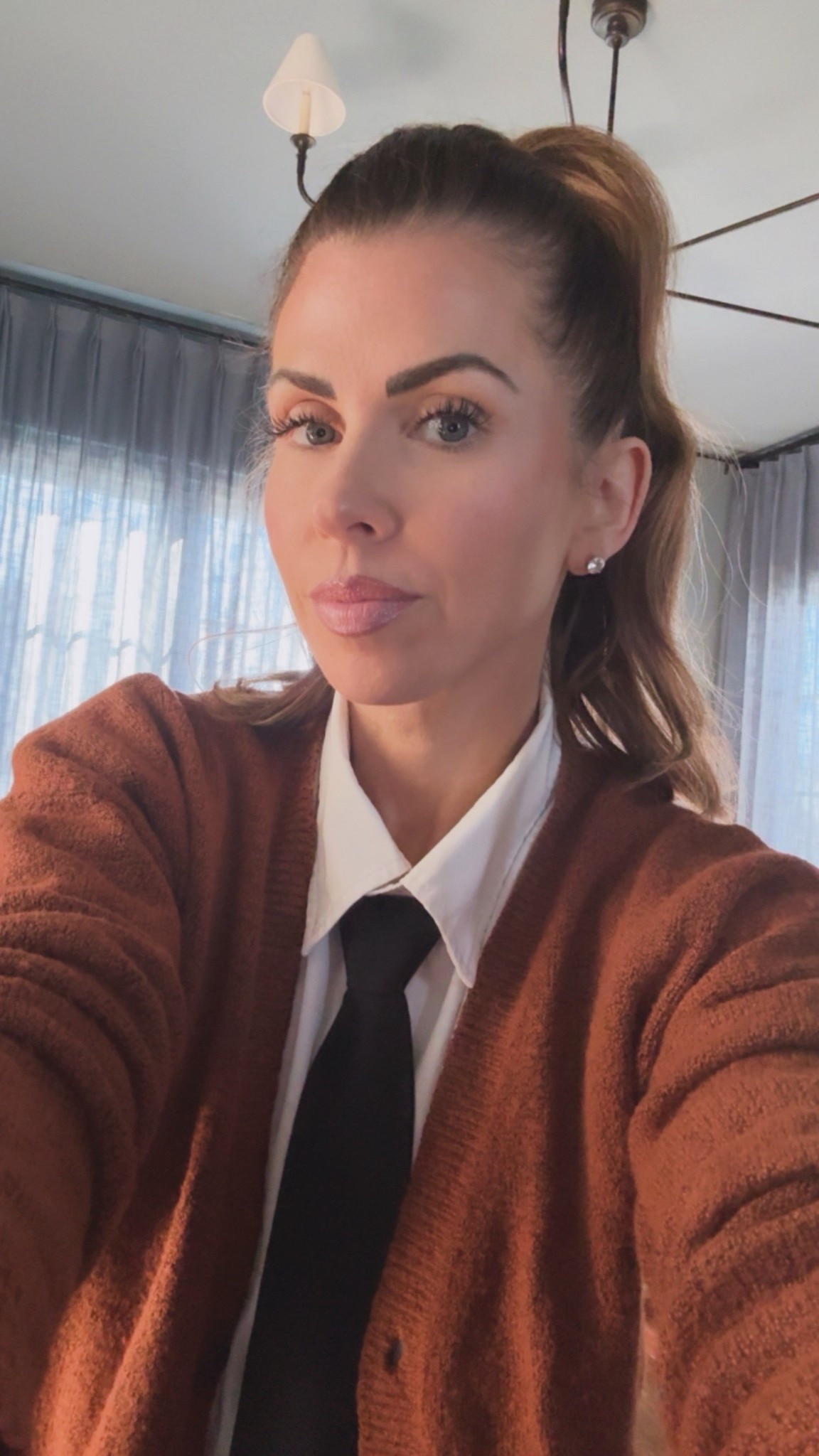 Black Friday makeup sale! 
Gloss in sweet mouth 
Mac lipstick in crème cup
Dibs liner in DEBRIEF
Dibs contour and blush in shade 2

#dibsbeauty #hourglass #tartecosmetics #amazonbeauty #bkbeauty #fentybeauy 

#LTKCyberWeek #LTKBeauty #LTKGiftGuide