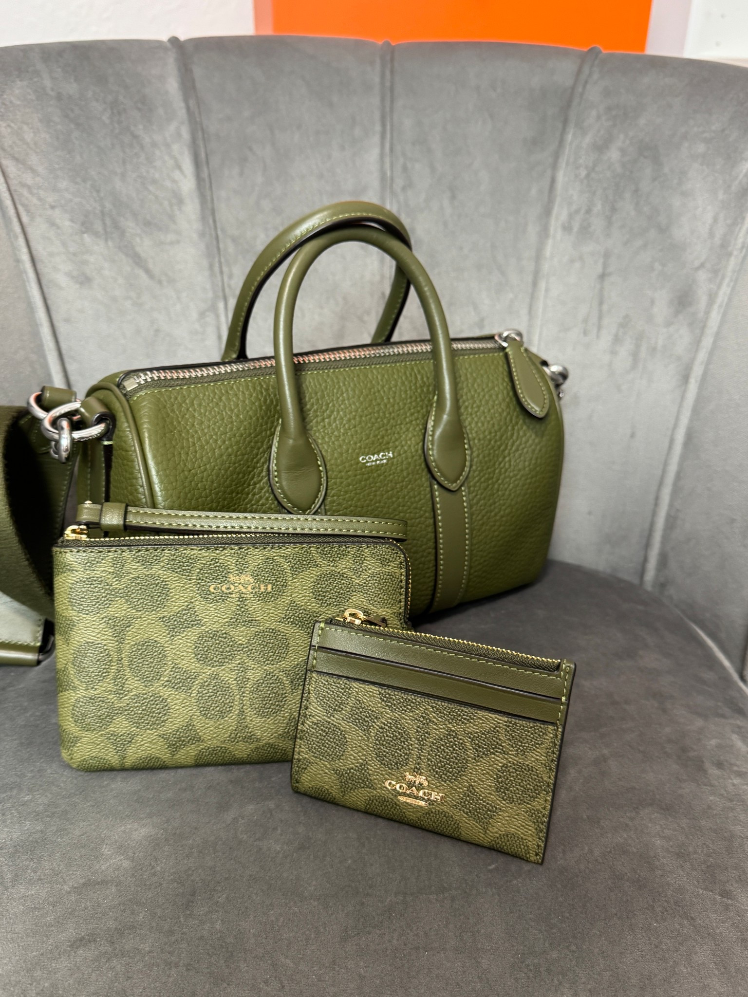 New Fall Essentials 🍂

#LTKSeasonal #LTKFindsUnder50 #LTKItBag