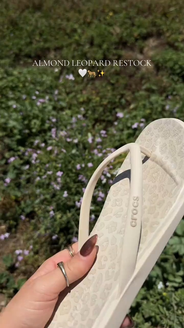 A flippy that's THIS cute and functional!?! Say less @Crocs 

 #LTKdayinmylife #LTKgrwm #LTKootd