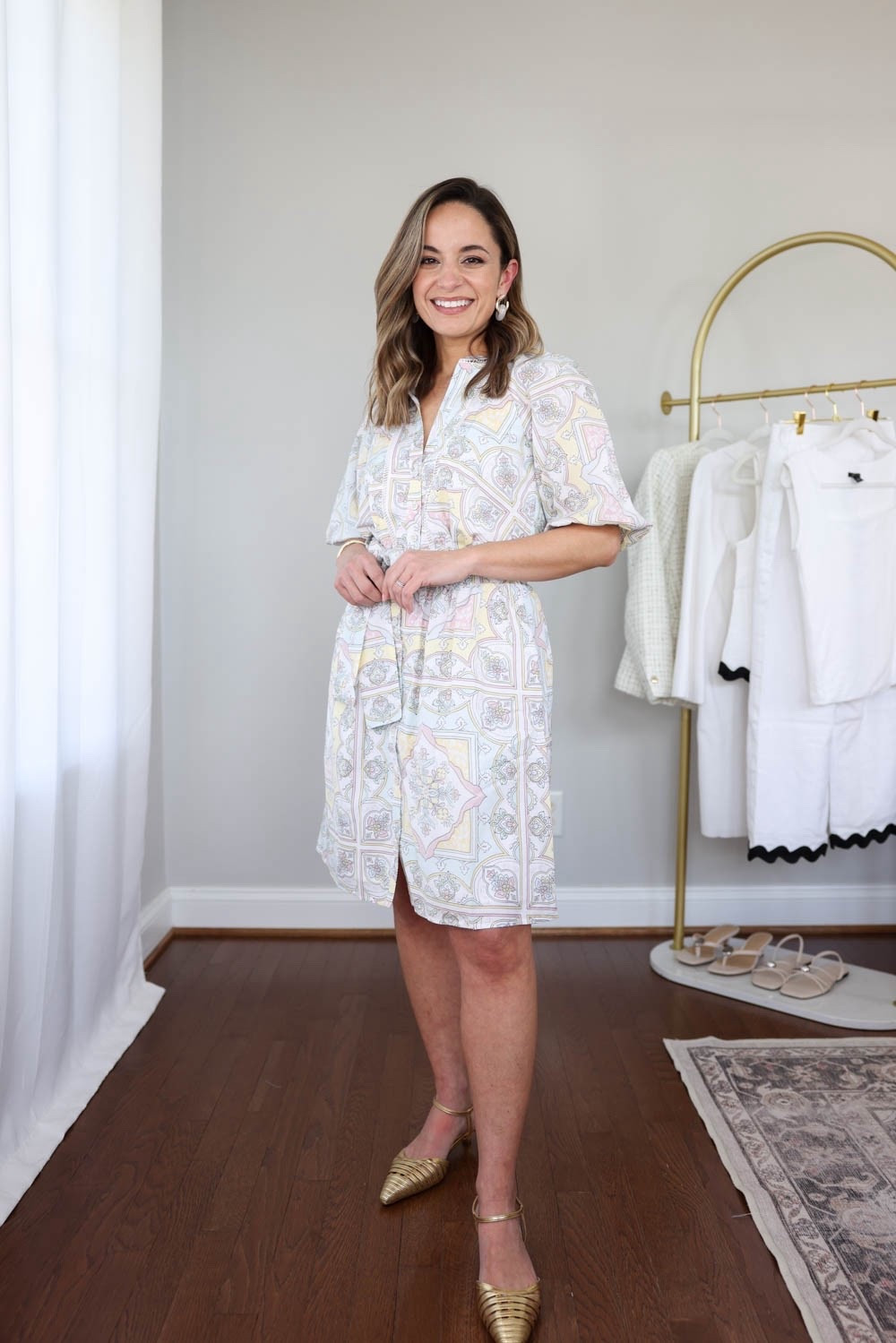 Everything at Ann Taylor is 50% off + free shipping now through 4/19! It’s a great time to grab a special occasion outfit or stock up on their petite-friendly workwear essentials! 

Printed dress: petite 00/xxs - dress runs large, I recommend a size down 
Gold heels: true to size 

#ad #ThisisAnn 


#LTKPetite