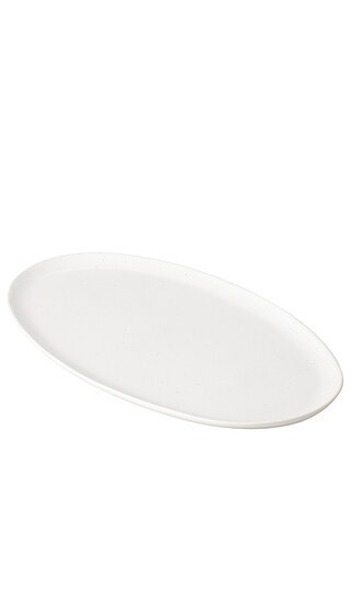 Fable The Oval Serving Platter in White. | Revolve Clothing (Global)