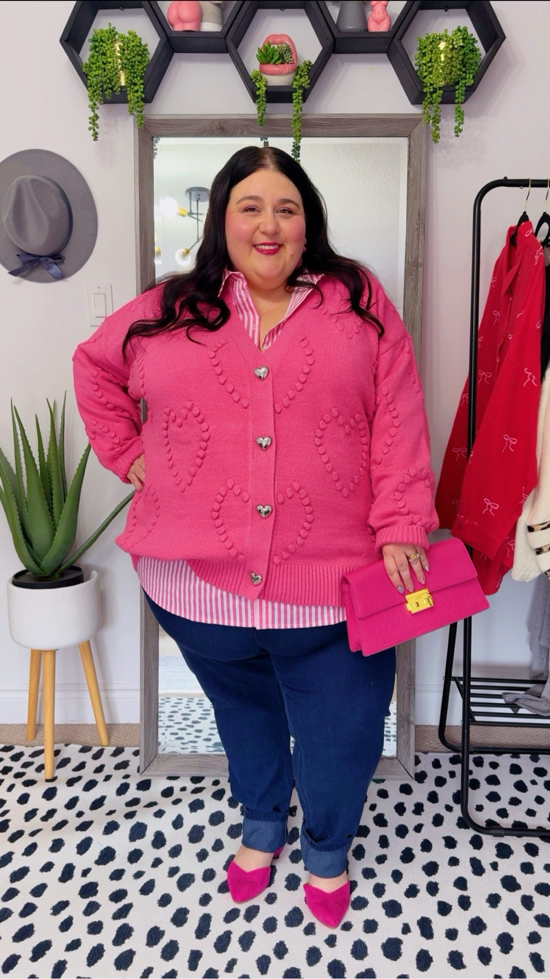 The perfect plus size Valentine’s Day look. Use code CCULLA for 35% off. 

#LTKplussize #LTKjeans #LTKdatenight