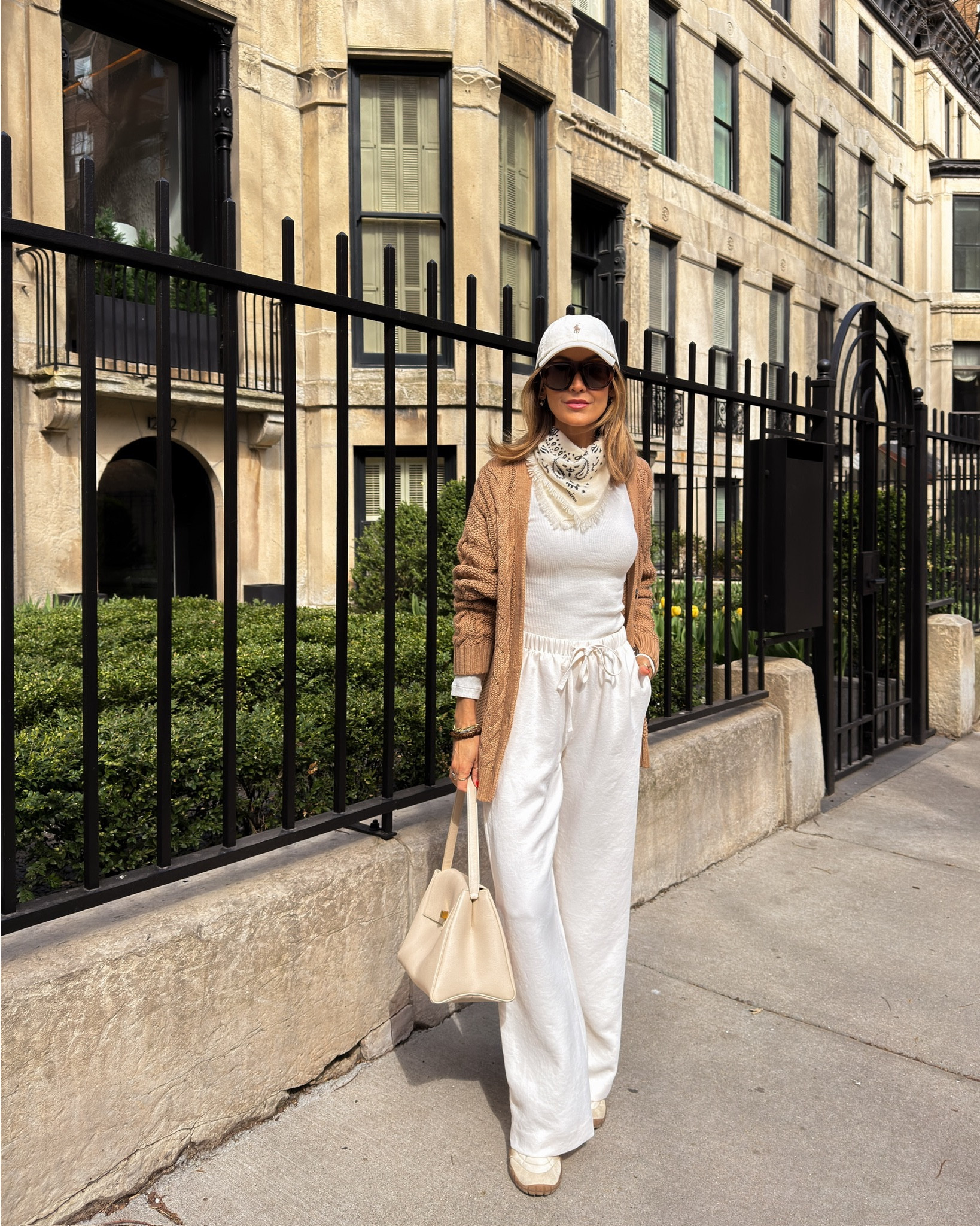 Brunch outfit! Wearing my tried and true lodge pants size small regular length- waffle tee and cable knit cardigan small 


#LTKootd #LTKmorningroutine #LTKOver40