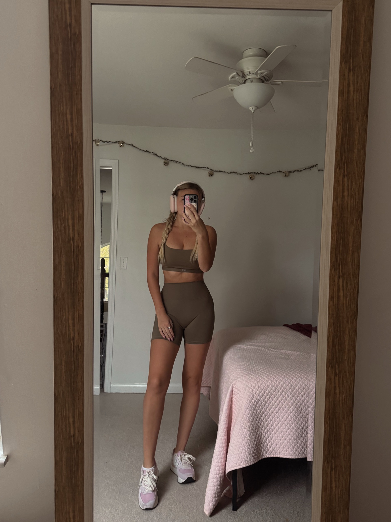 Workout set🛍️🔗

#LTKWatchNow #LTKCyberWeek #LTKActive