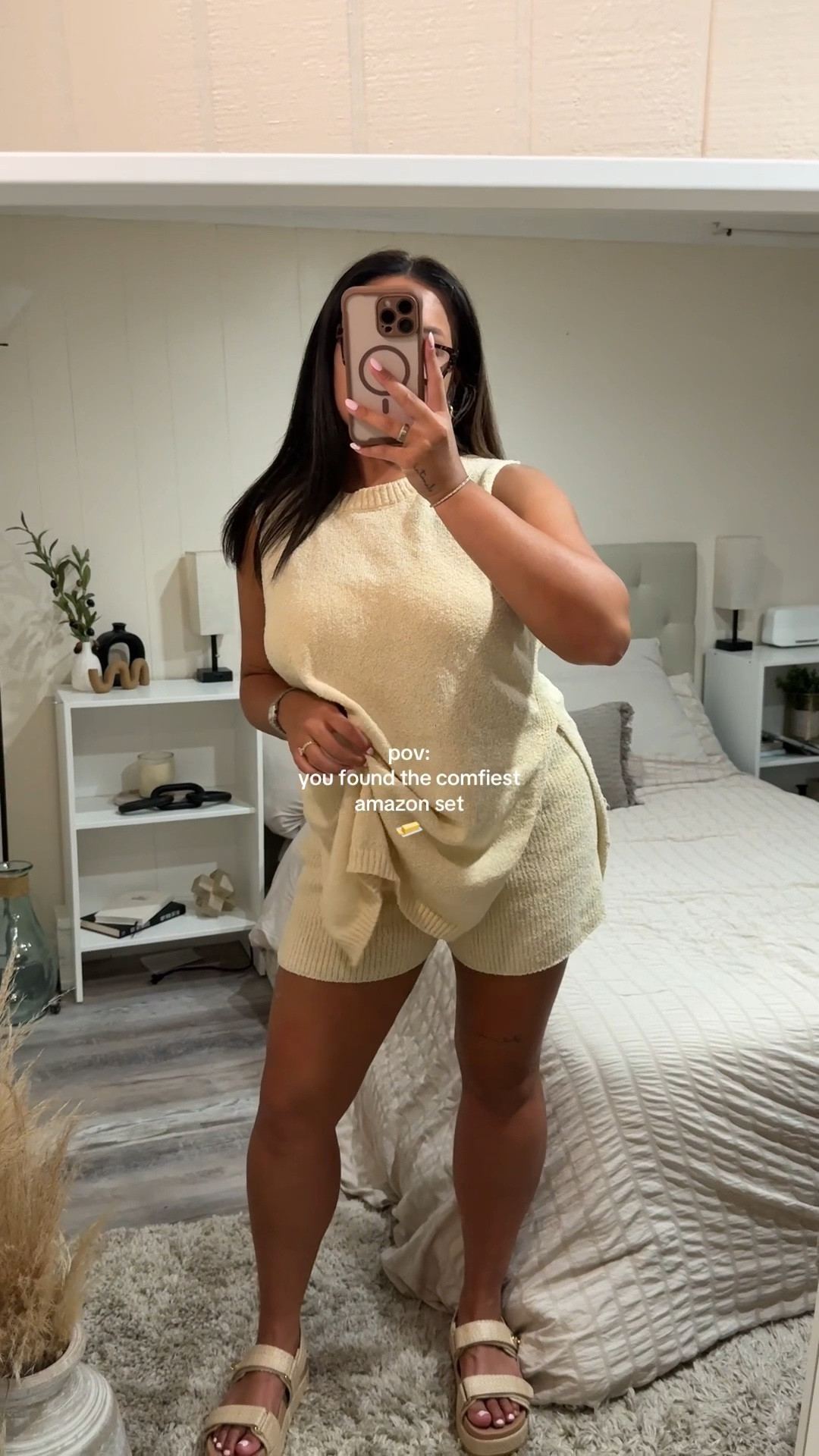 The most perfect knit 2 piece set from Amazon 😍💛

#LTKSaleAlert #LTKMidsize #LTKStyleTip