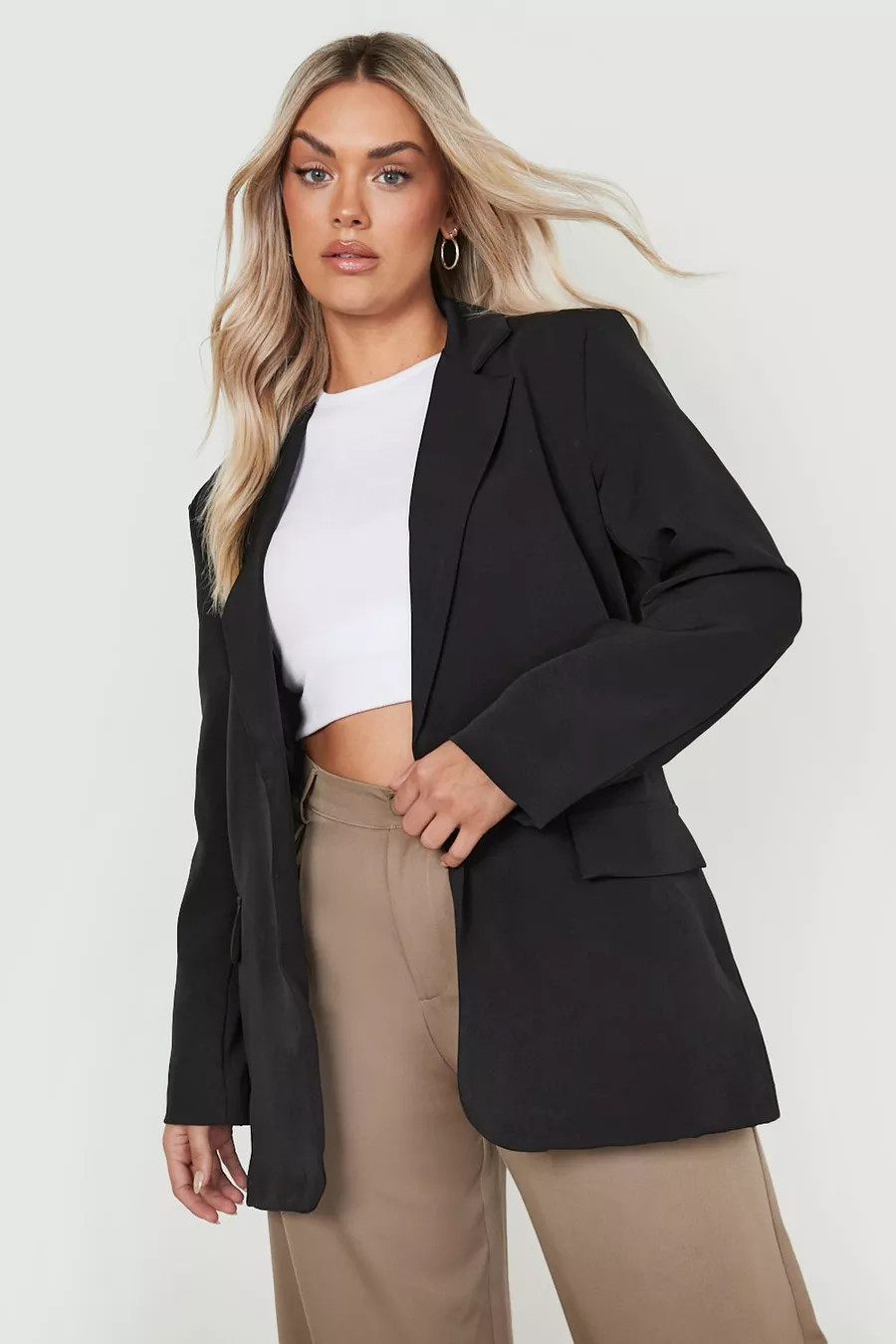 Plus Oversized Dad Blazer | boohoo (US & Canada)