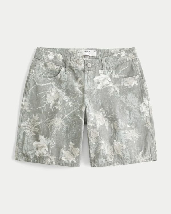 Women's Curvy Low-Rise Camo Baggy Jort | Women's Bottoms | HollisterCo.com | Hollister (US)