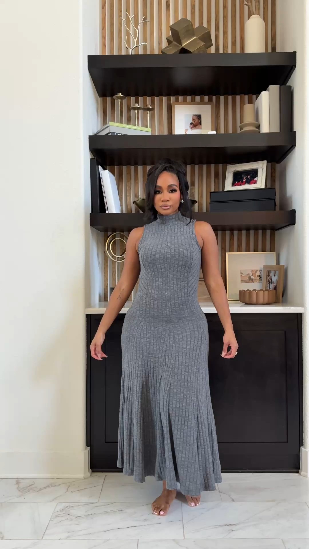 Flowy pleat grey ribbed dress find! 

#LTKStyleTip #LTKFindsUnder50 #LTKMidsize