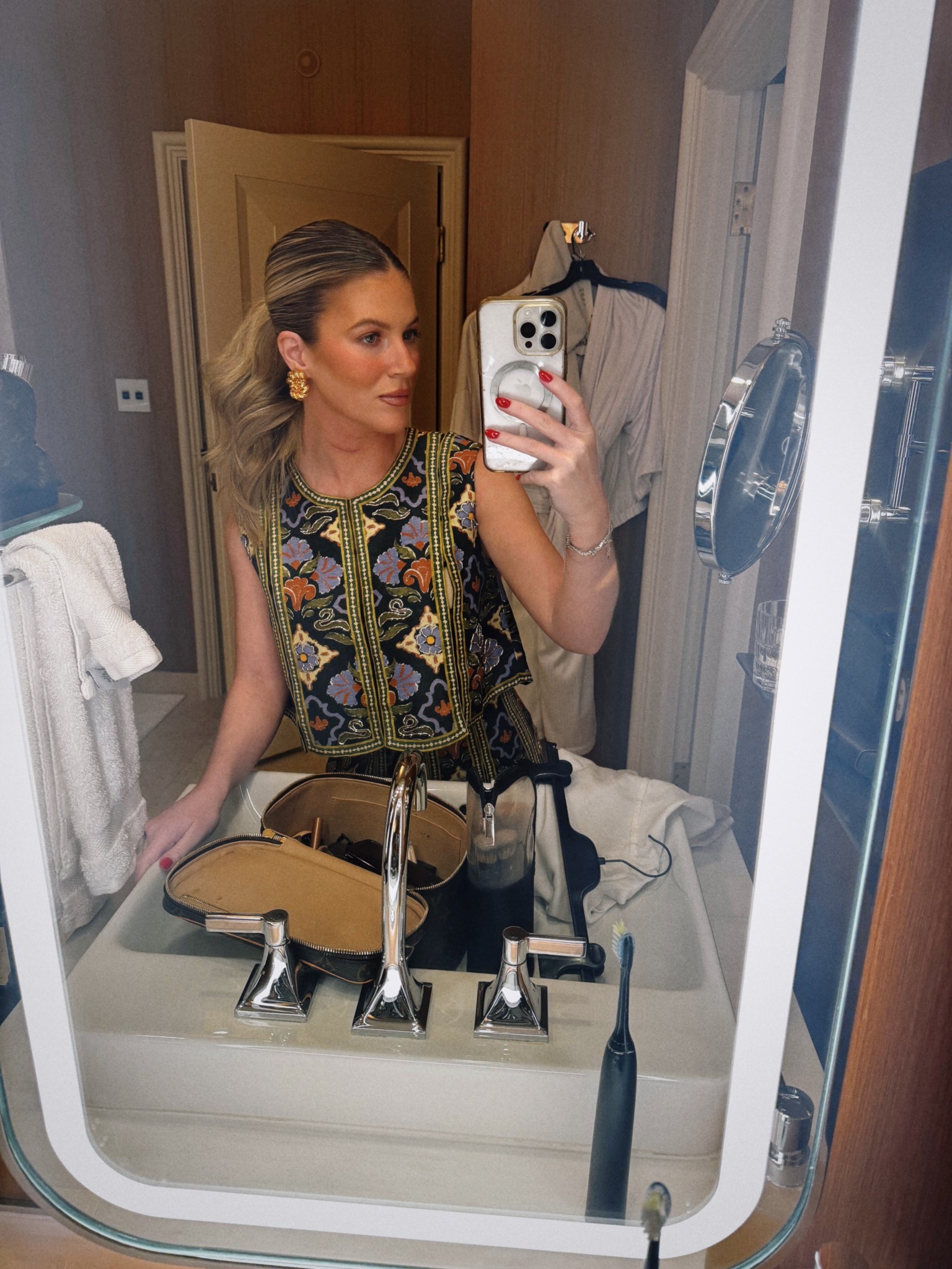 What K wore last night 🍸🎲