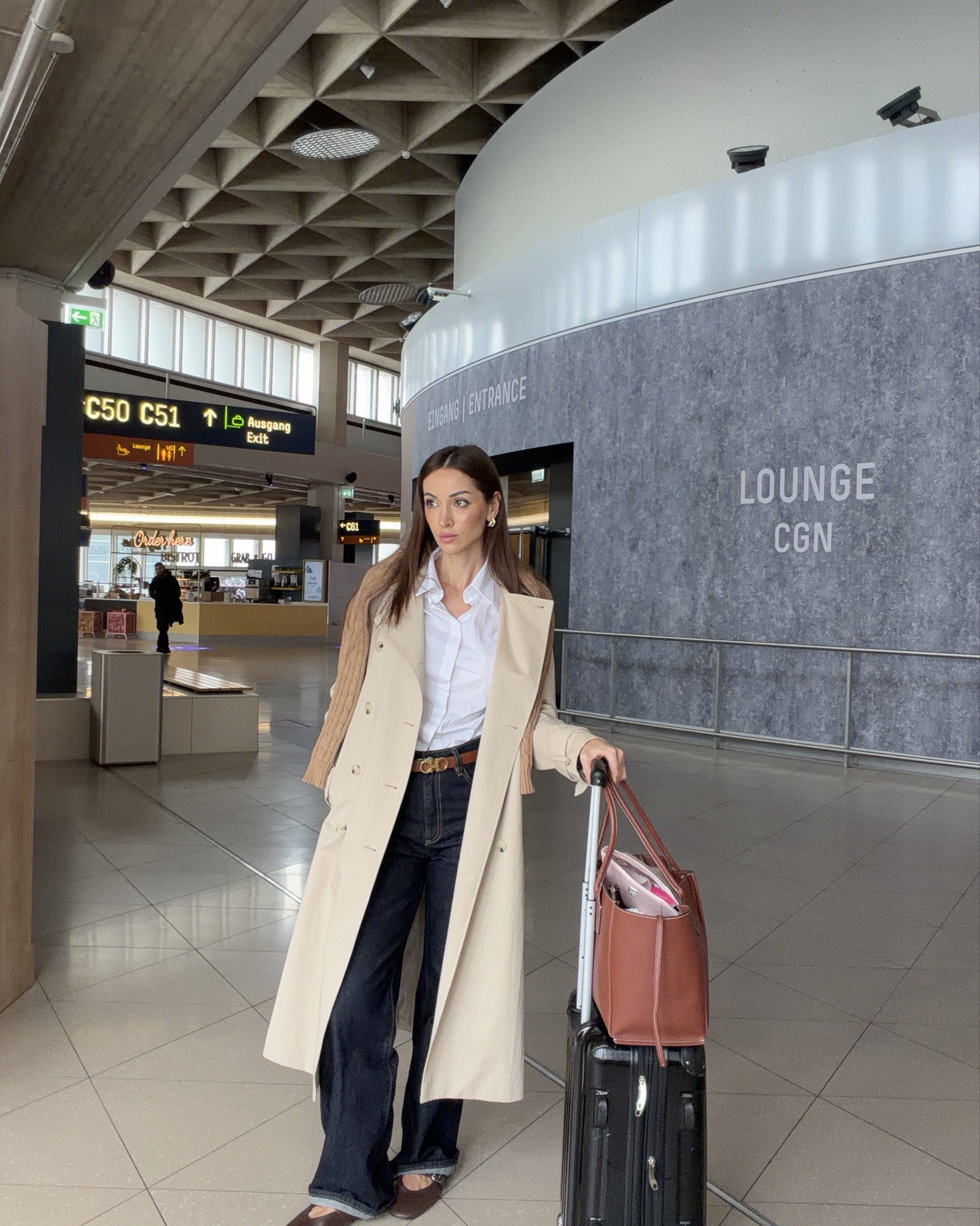 Eleganter Airport Fit  

#LTKeurope #LTKworkwear #LTKspring