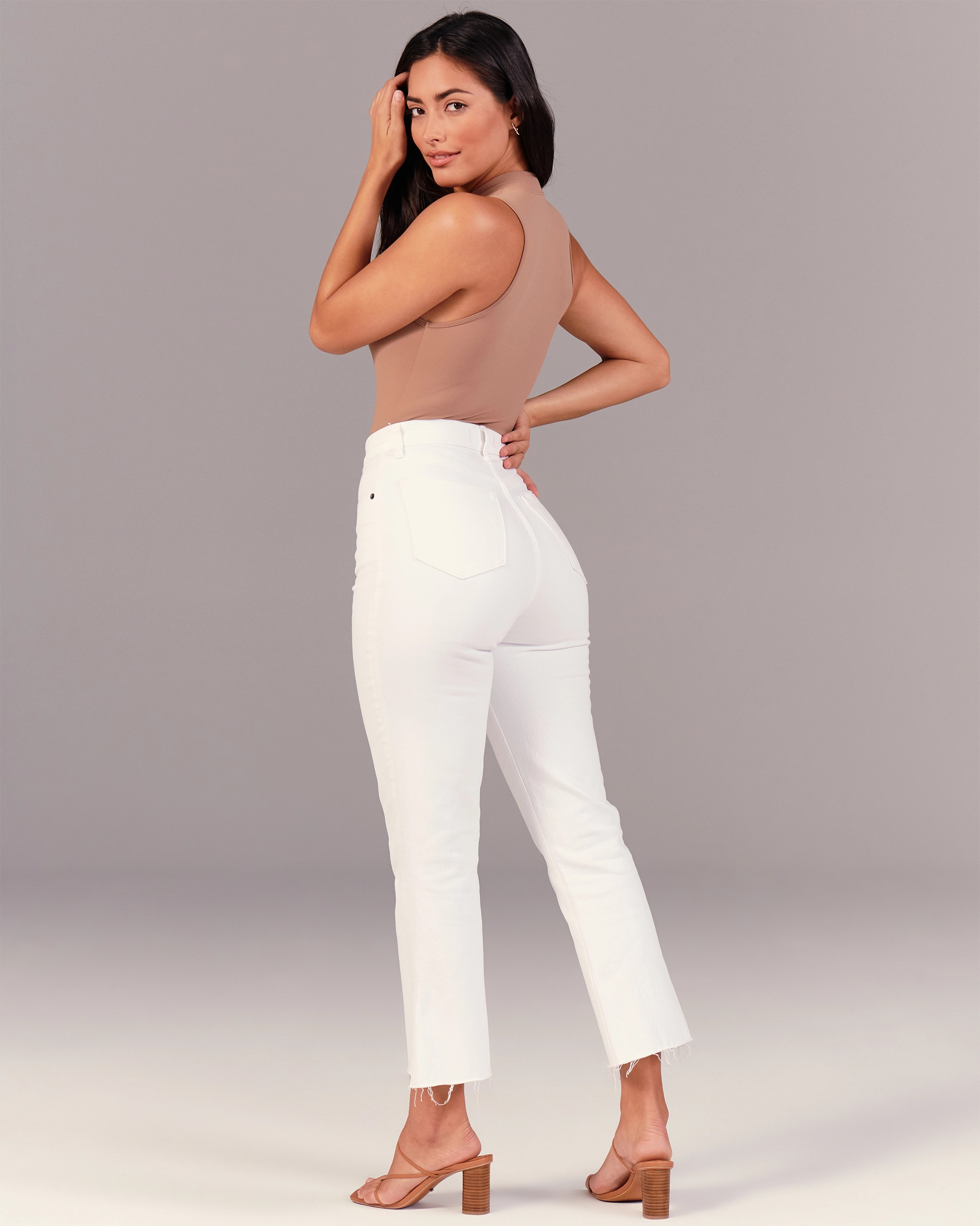 Curve Love Ultra High Rise Kick Flare Jeans | Abercrombie & Fitch (US)