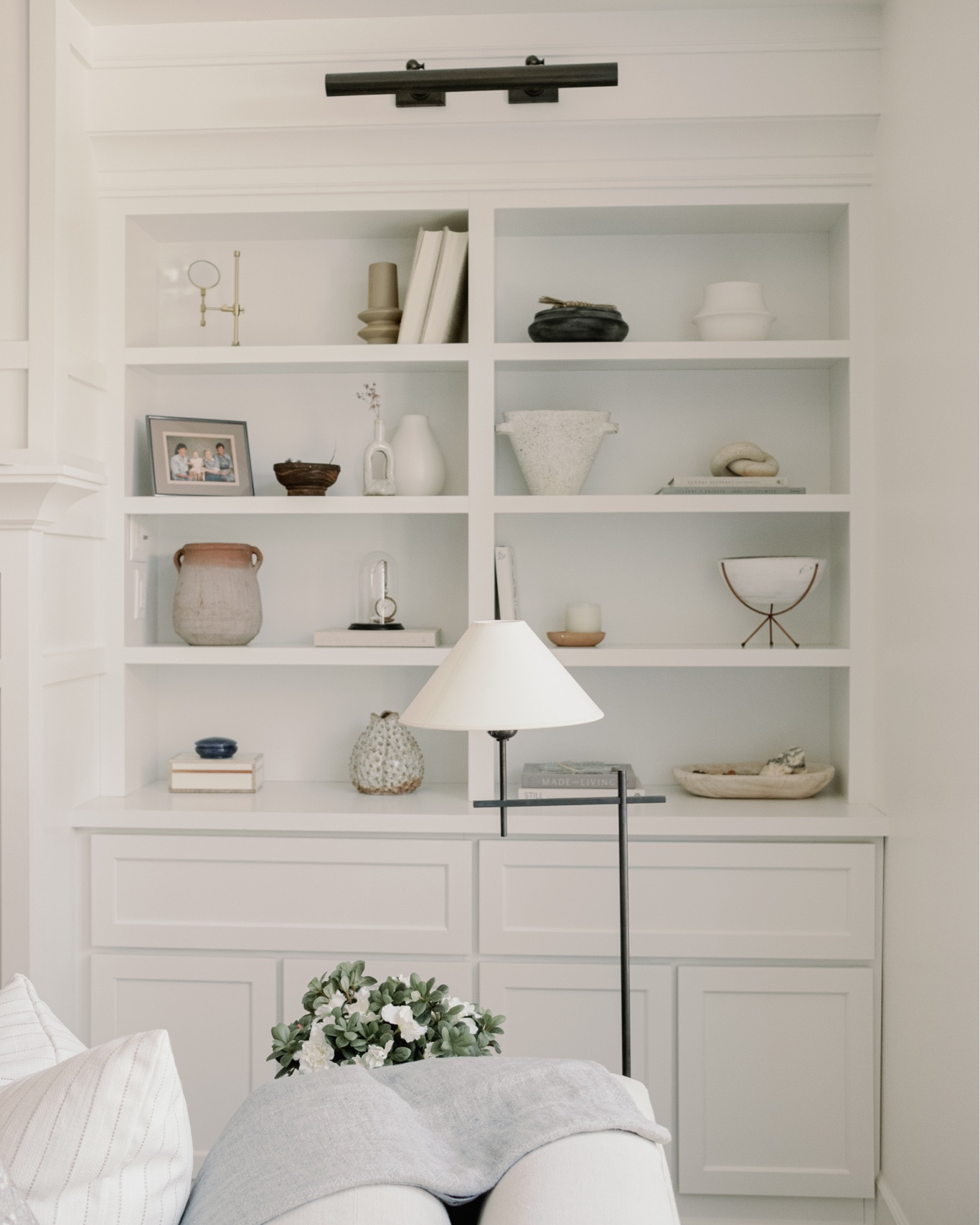 My shelf decor is absolutely a mix of affordable and high end pieces! I’m linking some of my favorites that are included in the McGee and Co sale for Memorial Day, and ones that I just absolutely love! 

McGee and co, Memorial Day, lighting, shelf decor, home decor 

#LTKhome #LTKsalealert #LTKstyletip