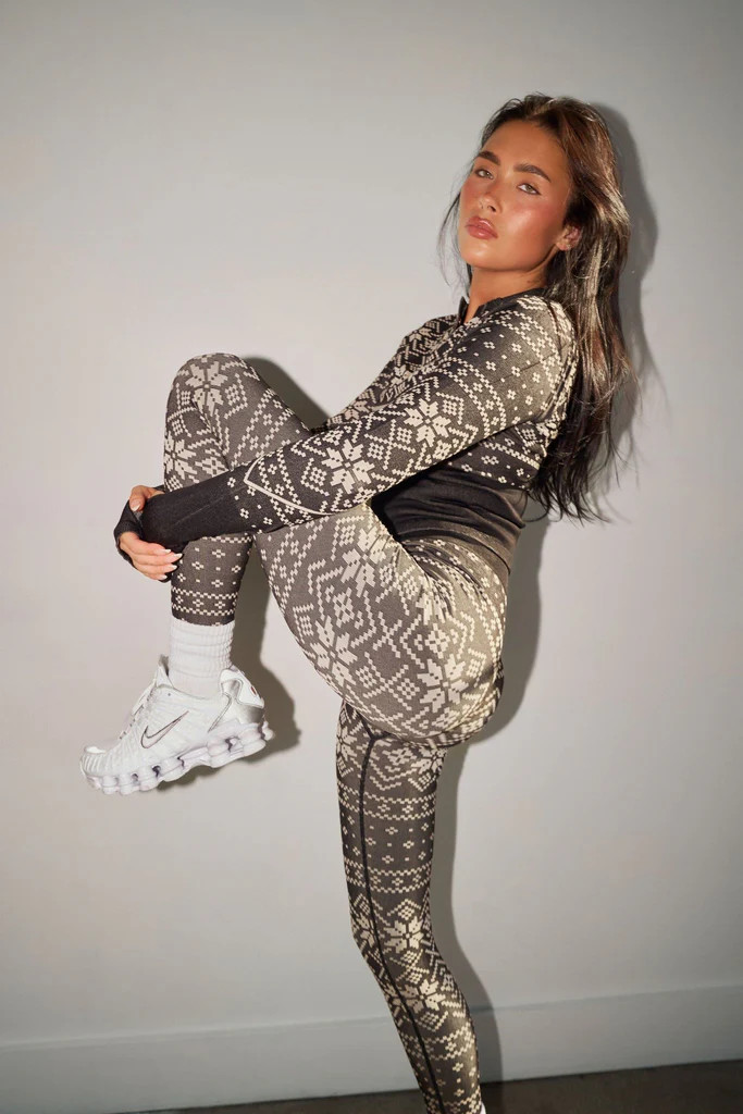 Vitality BaseLayer Henley Top - Apres Ski | Vitality