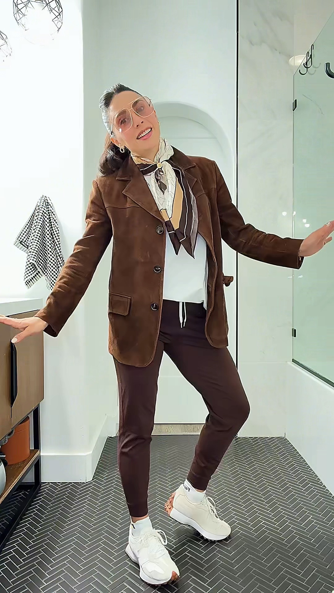 Chocolate tones, timeless tailoring, and a silk scarf moment 🤎
Today’s OOTD featuring the Florentina suede blazer styled with rich brown basics and the Deborah silk scarf tied at the neck for that effortless vintage-inspired touch. Classic, elevated, and so easy to wear from day to night. ✨

Would you style your scarf as a top or as a neck tie? #ALLSANTAELLA #LTKootd #TimelessStyle

#LTKootd #LTKgrwm #LTKOver40