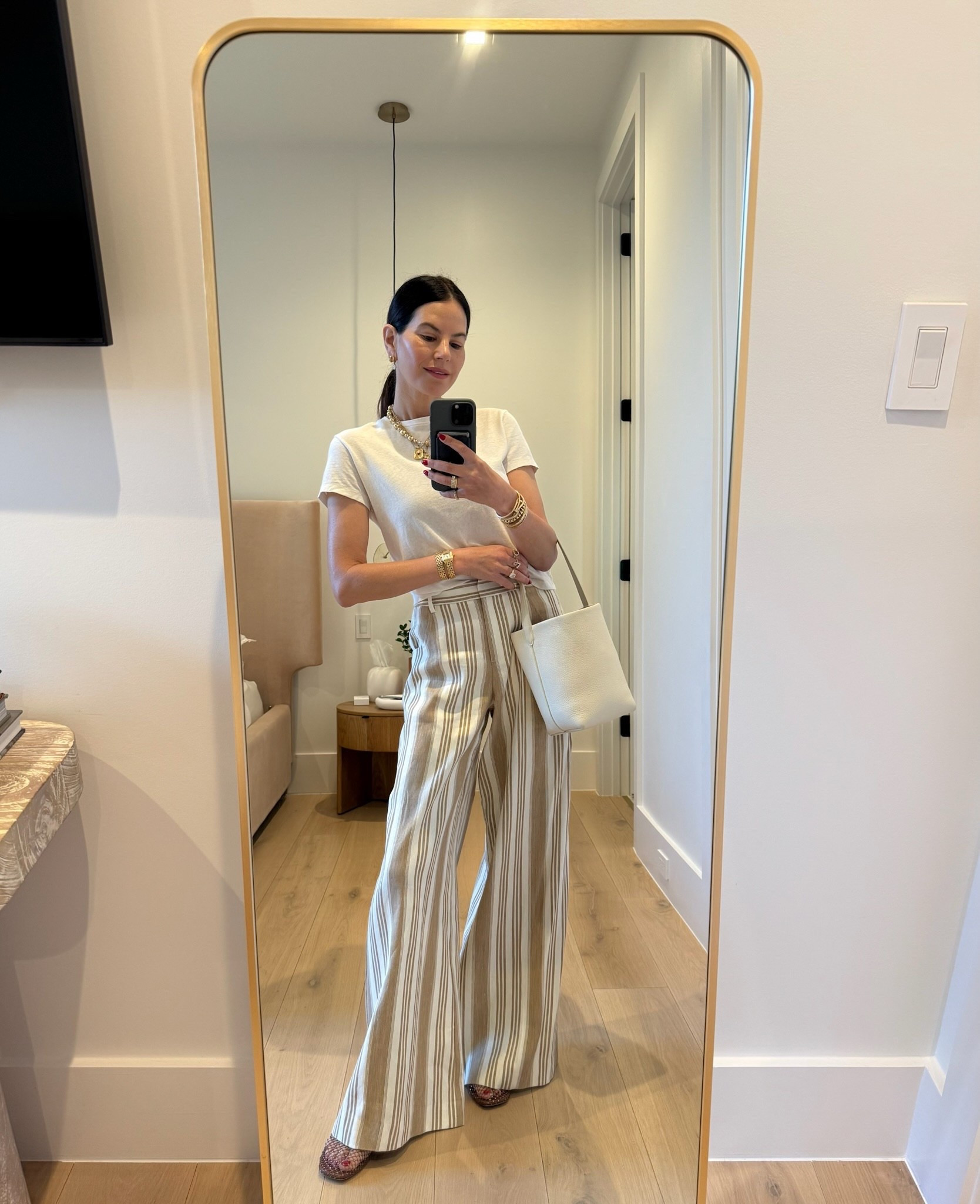 My pants are on sale! Shopbop sale is live from 9/29-10/2!
15% off $200
20% off $500
25% off $800

Use code: STYLE

Women’s fashion, fall fashion, fall style, fall outfits, fall outfit inspo, fall ootd, outfit ideas, trendy fashion, chic style, Shopbop, Shopbop sale, seasonal fashion, fall outfit ideas, outfit of the day, what to wear for 


#LTKSaleAlert #LTKStyleTip #LTKSeasonal