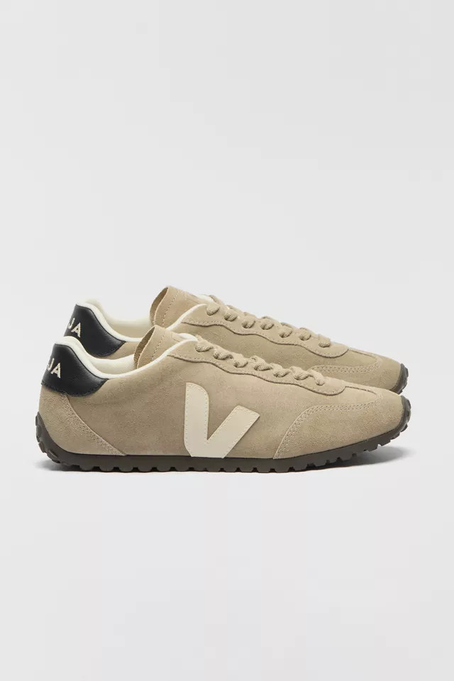 Veja Women's GT Sneakers | Urban Outfitters (US and RoW)