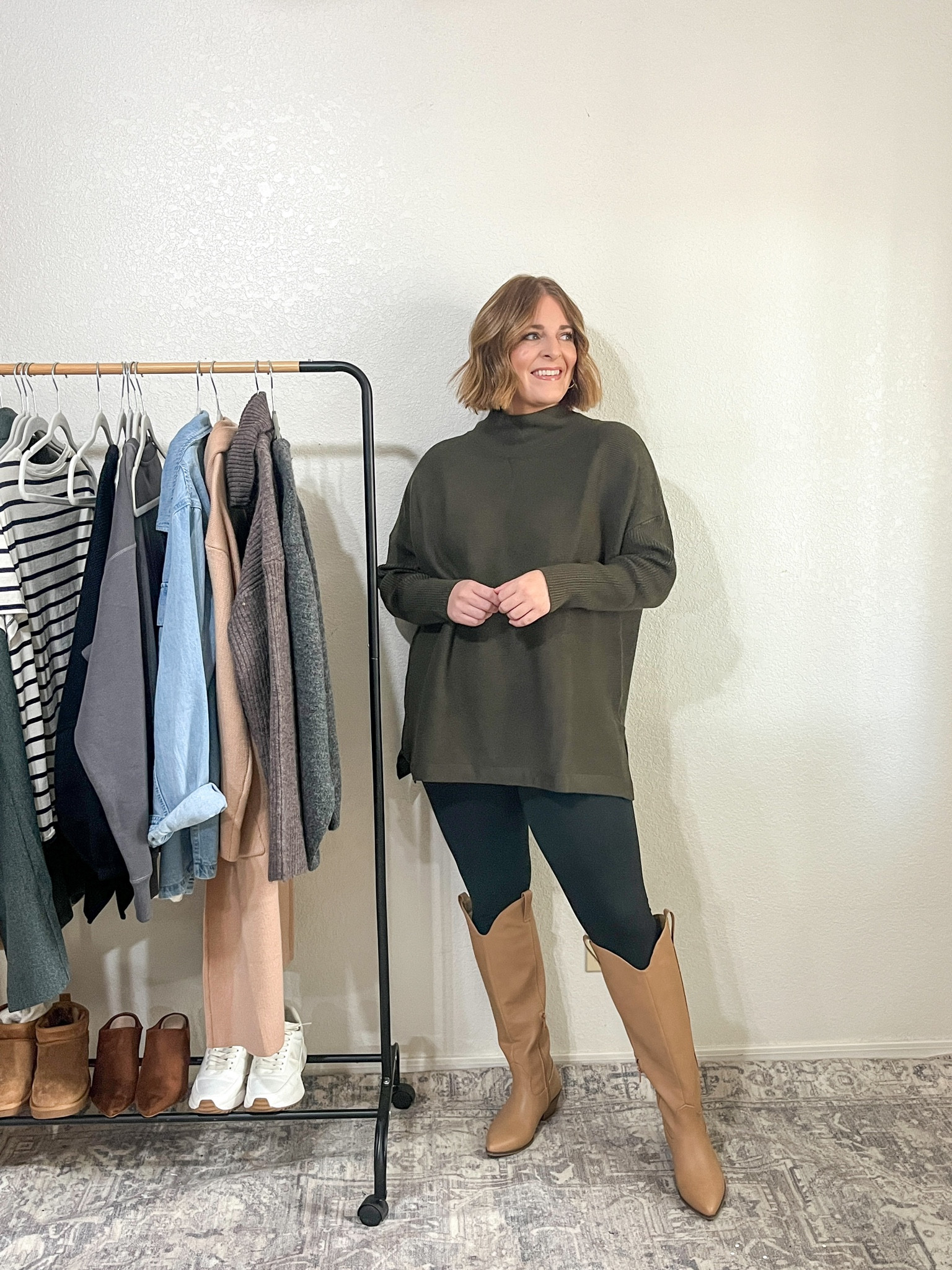 Legging friendly tops// ribbed tunic top (tts) wearing L 

#LTKsalealert #LTKshoecrush #LTKmidsize