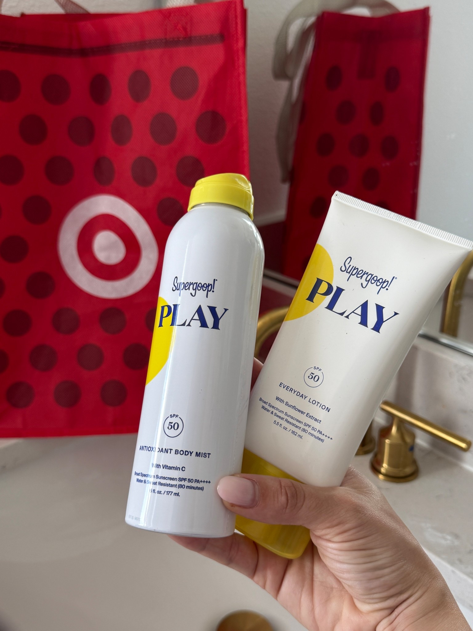 #ad Spring and warmer days are ahead, stocking up on @supergoop @target PLAY Everyday Lotion + Antioxidant Body Mist SPF 50 for my go to bodycare ✨🧴 @shop.ltk #liketkit https://liketk.it/5ZyKi
#supergoop #supergooppartner #TargetPartner Target