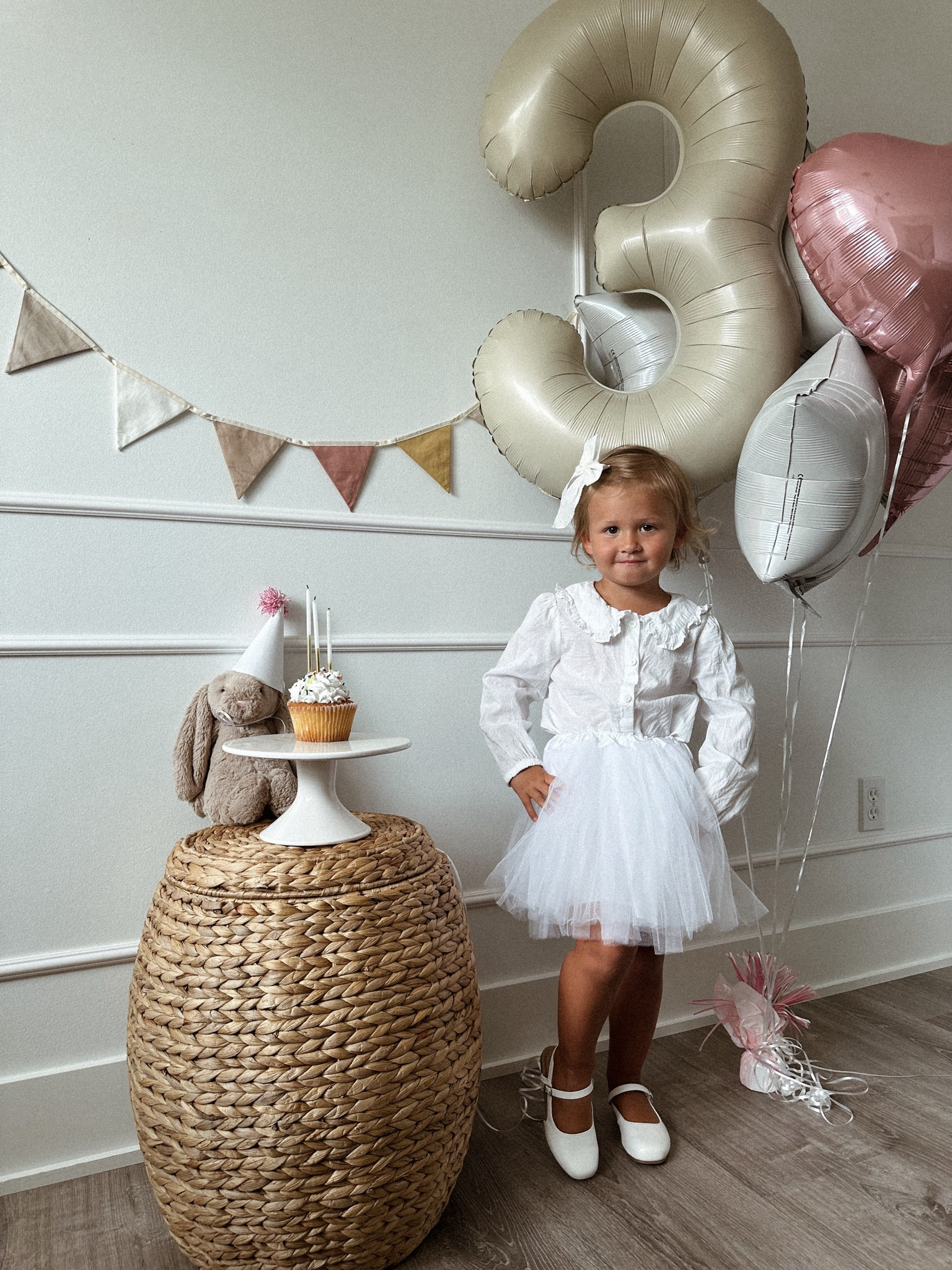 Birthday girl | birthday girl outfit | toddler girl outfit | birthday | jellycat | stuffed animals

#LTKParties #LTKBaby #LTKKids