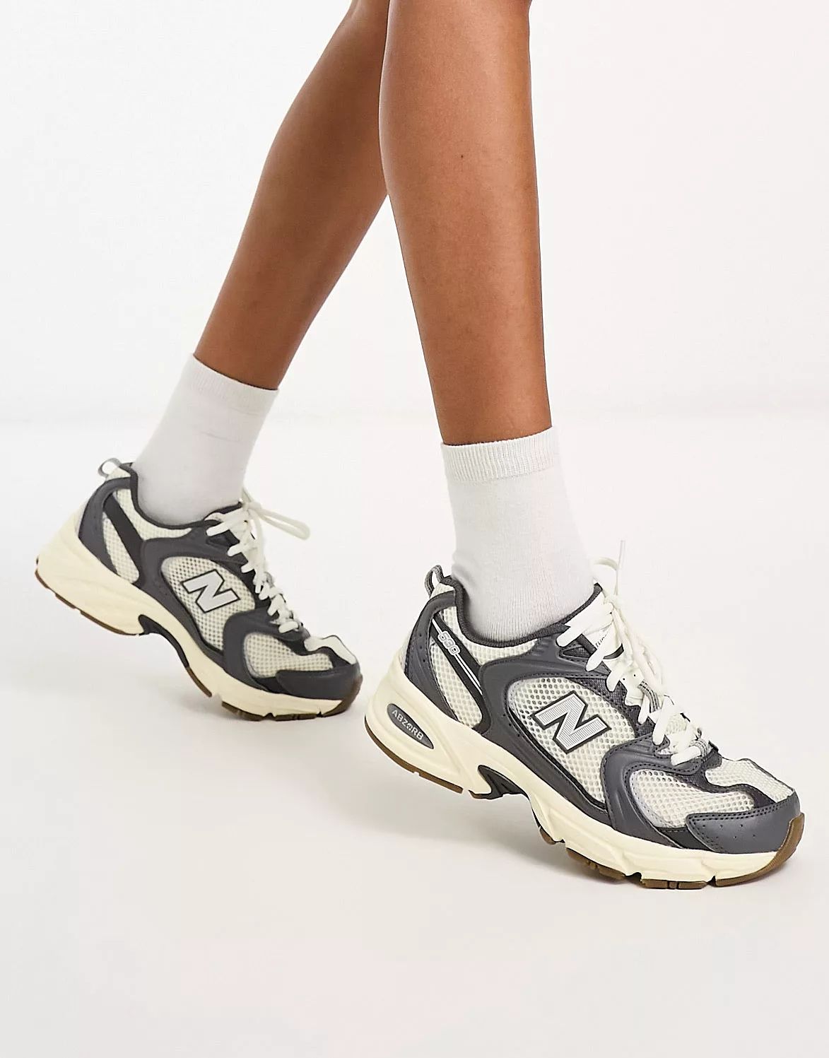New Balance 530 sneakers in gray and white - Exclusive to ASOS | ASOS | ASOS (Global)
