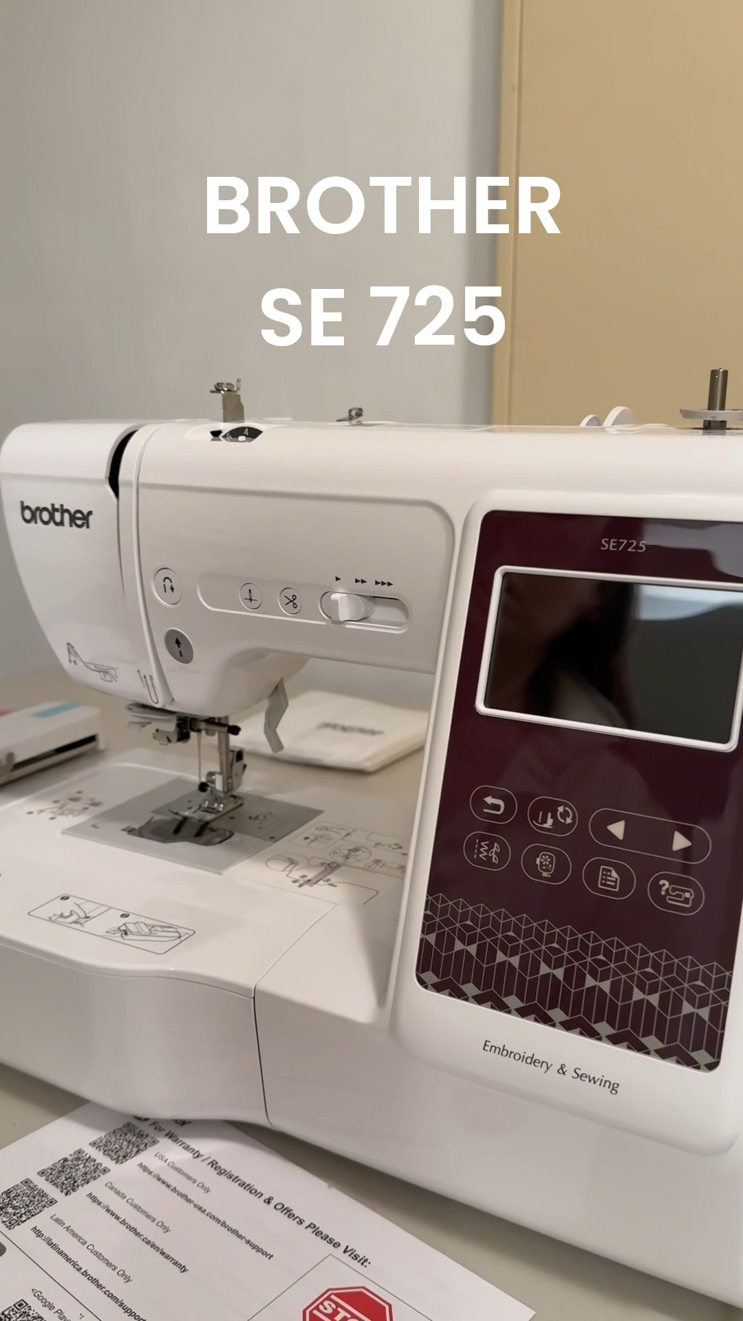 Unboxing my new embroidery machine, it’s a brother SE 725! 